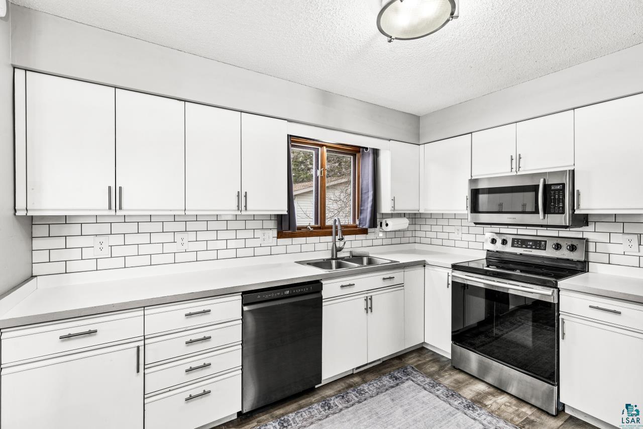 4704 Portland Rd, Hermantown, MN 55811 Listing Photo  21