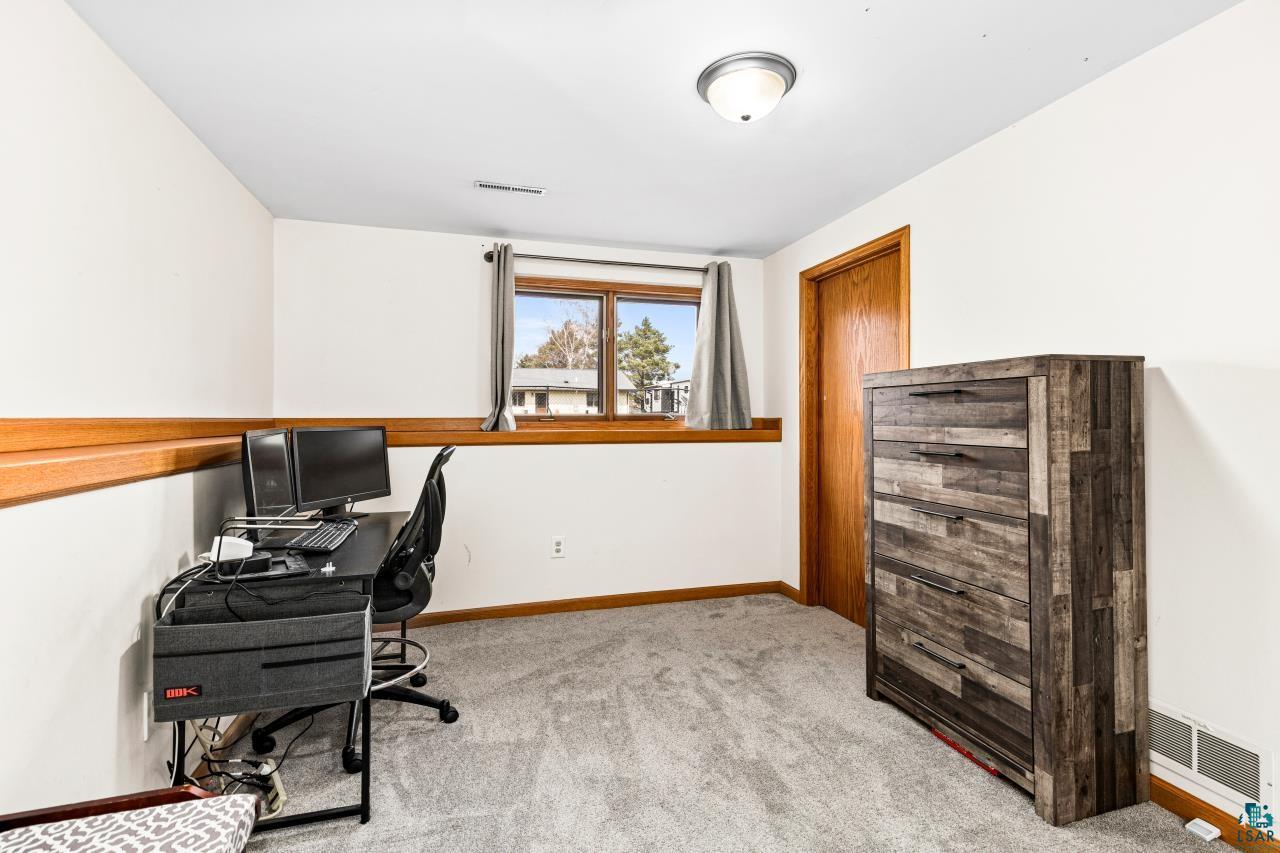 4704 Portland Rd, Hermantown, MN 55811 Listing Photo  35