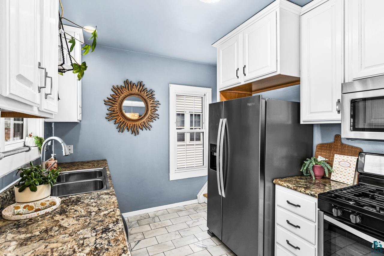 1831 Wallace Ave, Duluth, MN 55803 Listing Photo  20