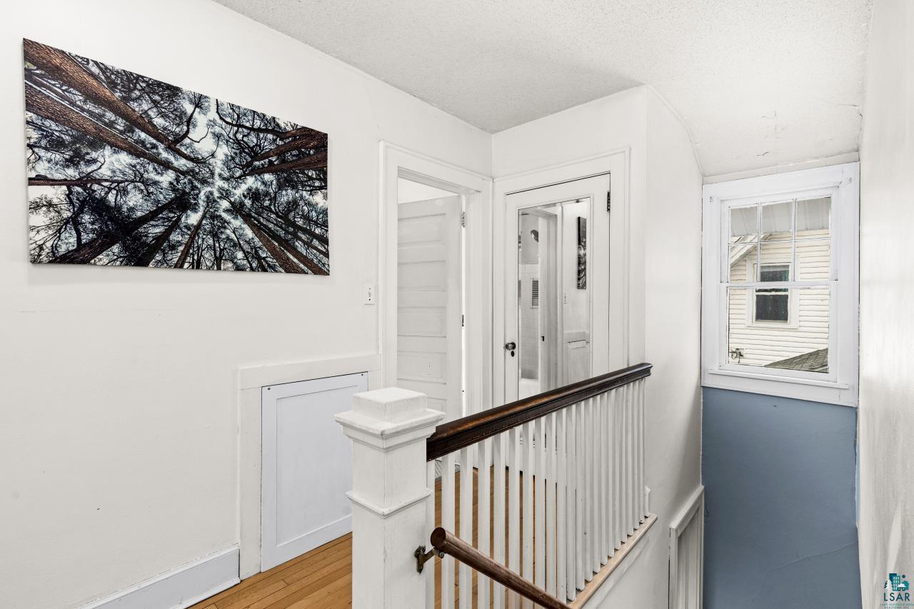 1831 Wallace Ave, Duluth, MN 55803 Listing Photo  24