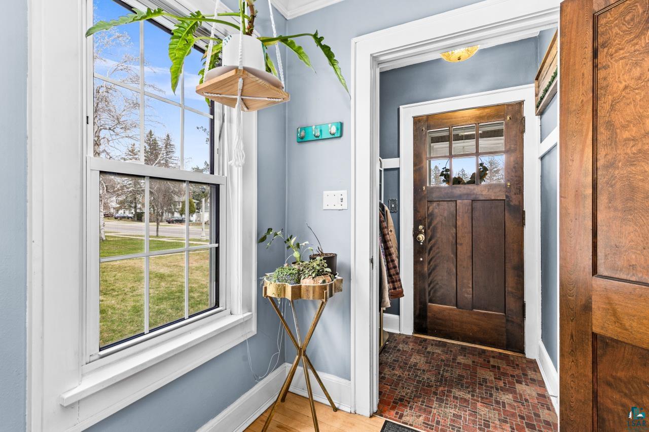 1831 Wallace Ave, Duluth, MN 55803 Listing Photo  4