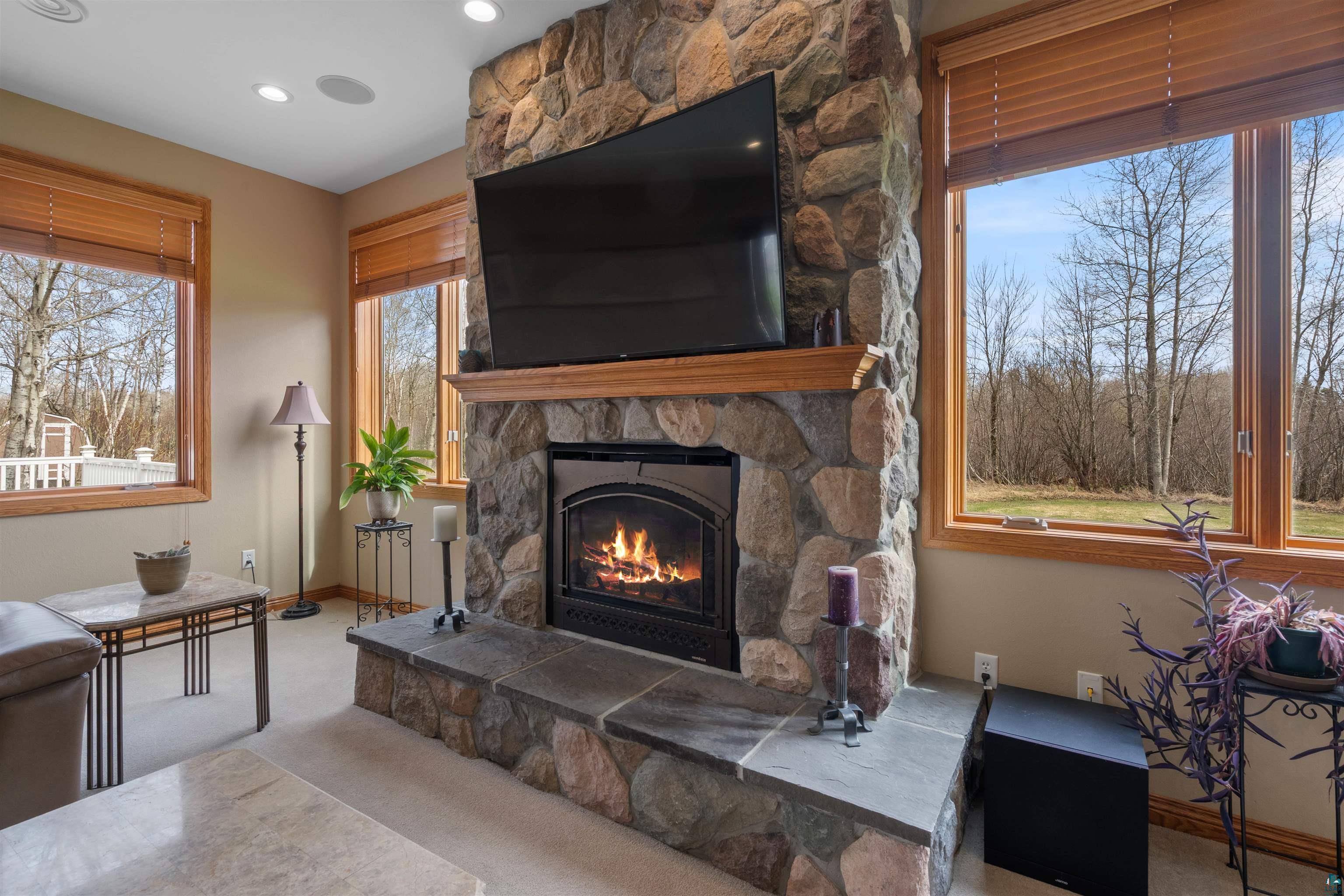 4354 Ugstad Rd, Hermantown, MN 55811 Listing Photo  14