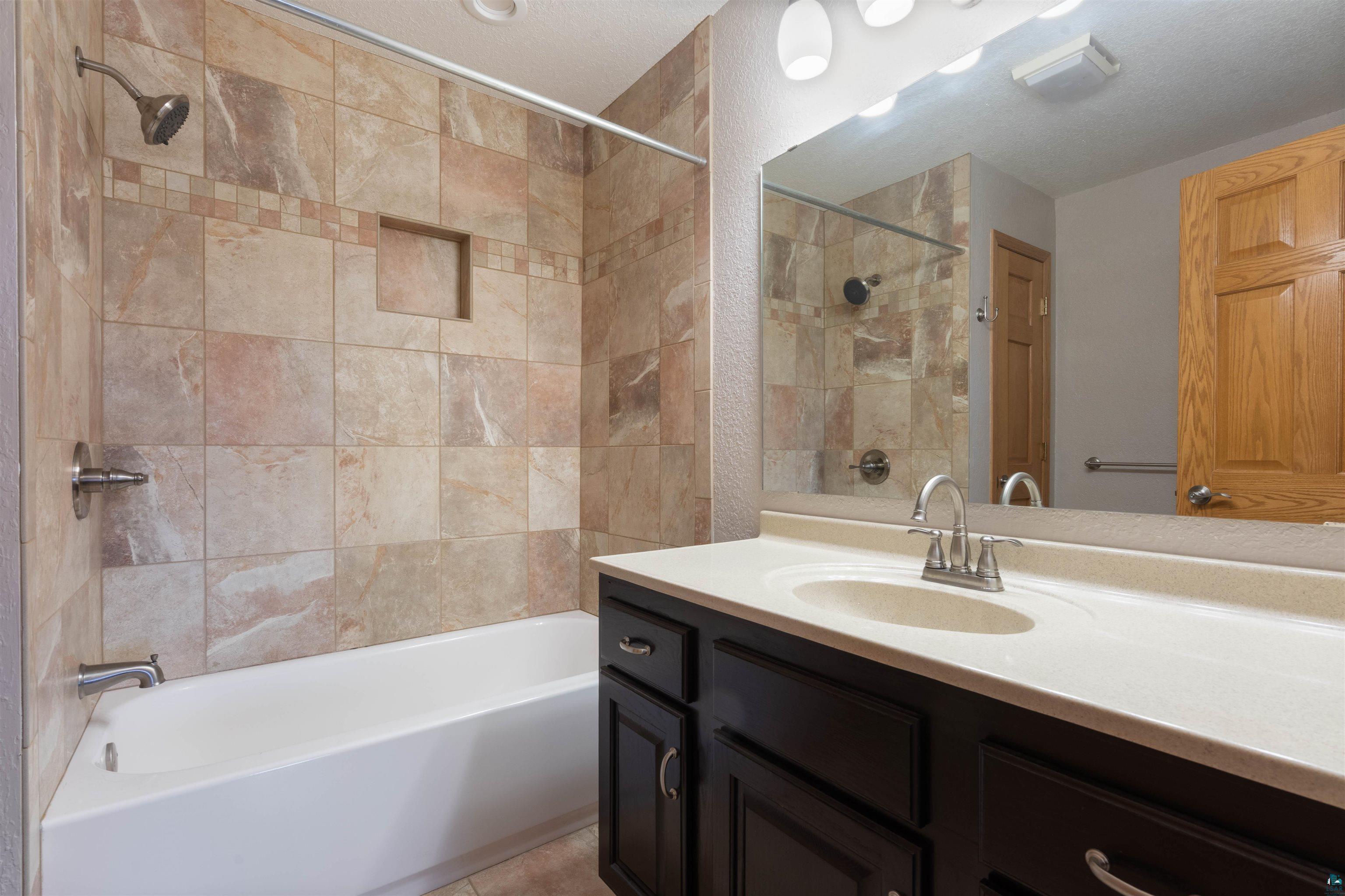4354 Ugstad Rd, Hermantown, MN 55811 Listing Photo  28