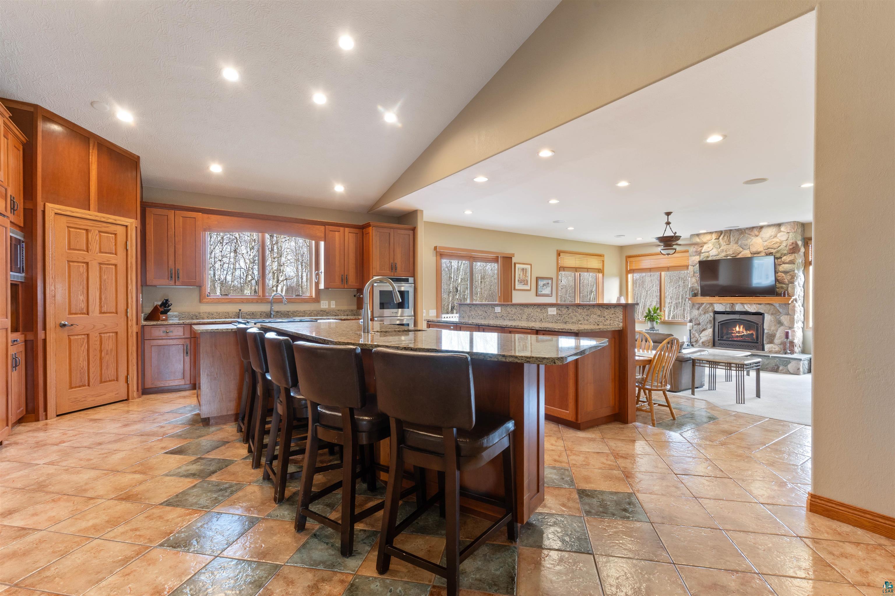 4354 Ugstad Rd, Hermantown, MN 55811 Listing Photo  6