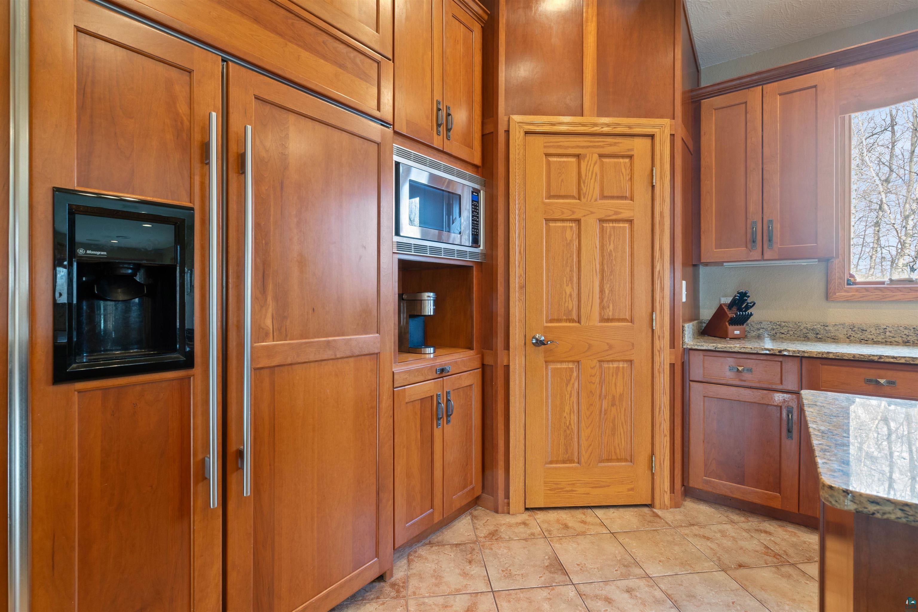 4354 Ugstad Rd, Hermantown, MN 55811 Listing Photo  9