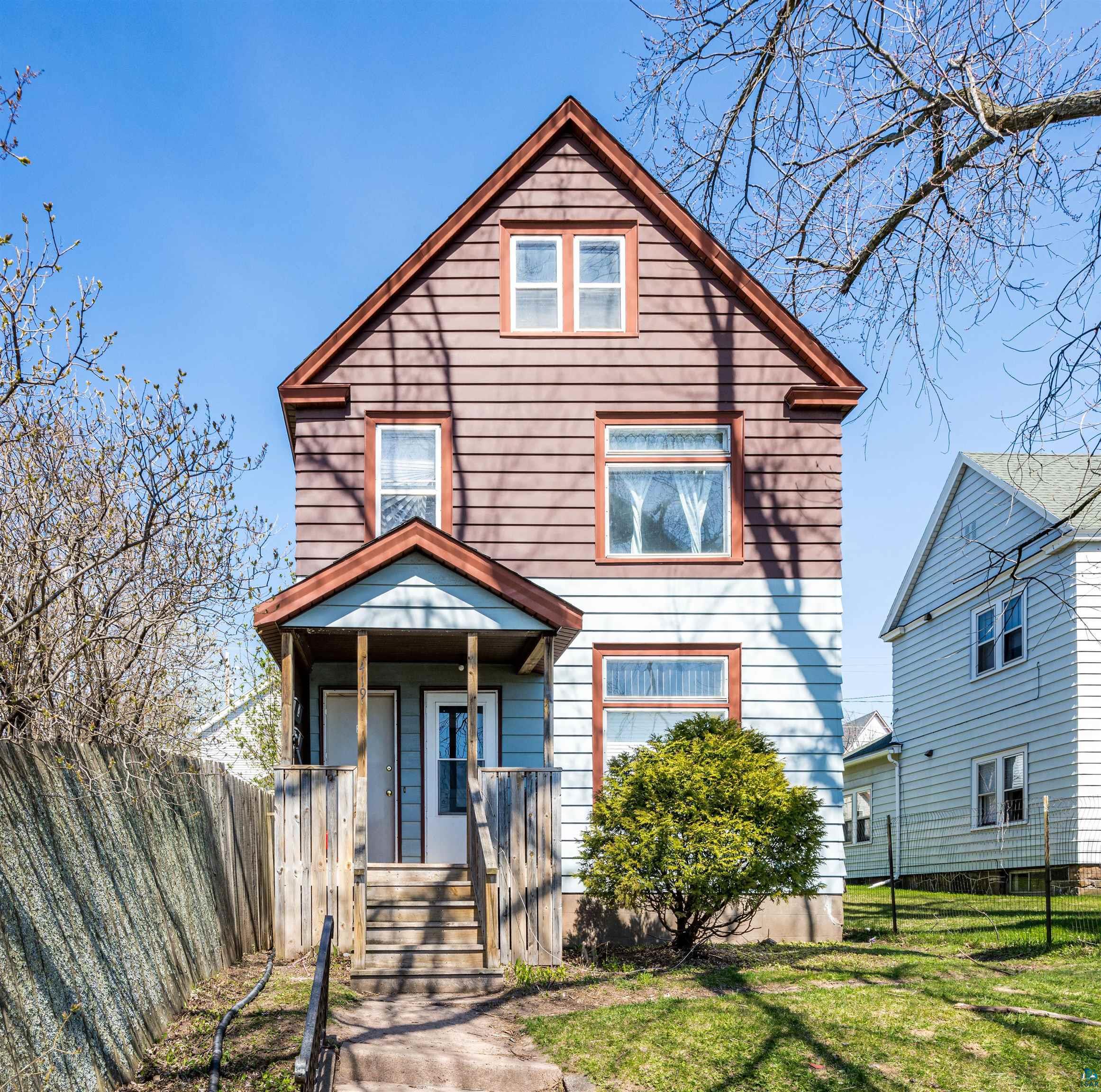 419 E 5th St, Duluth, MN 55805 Listing Photo  1