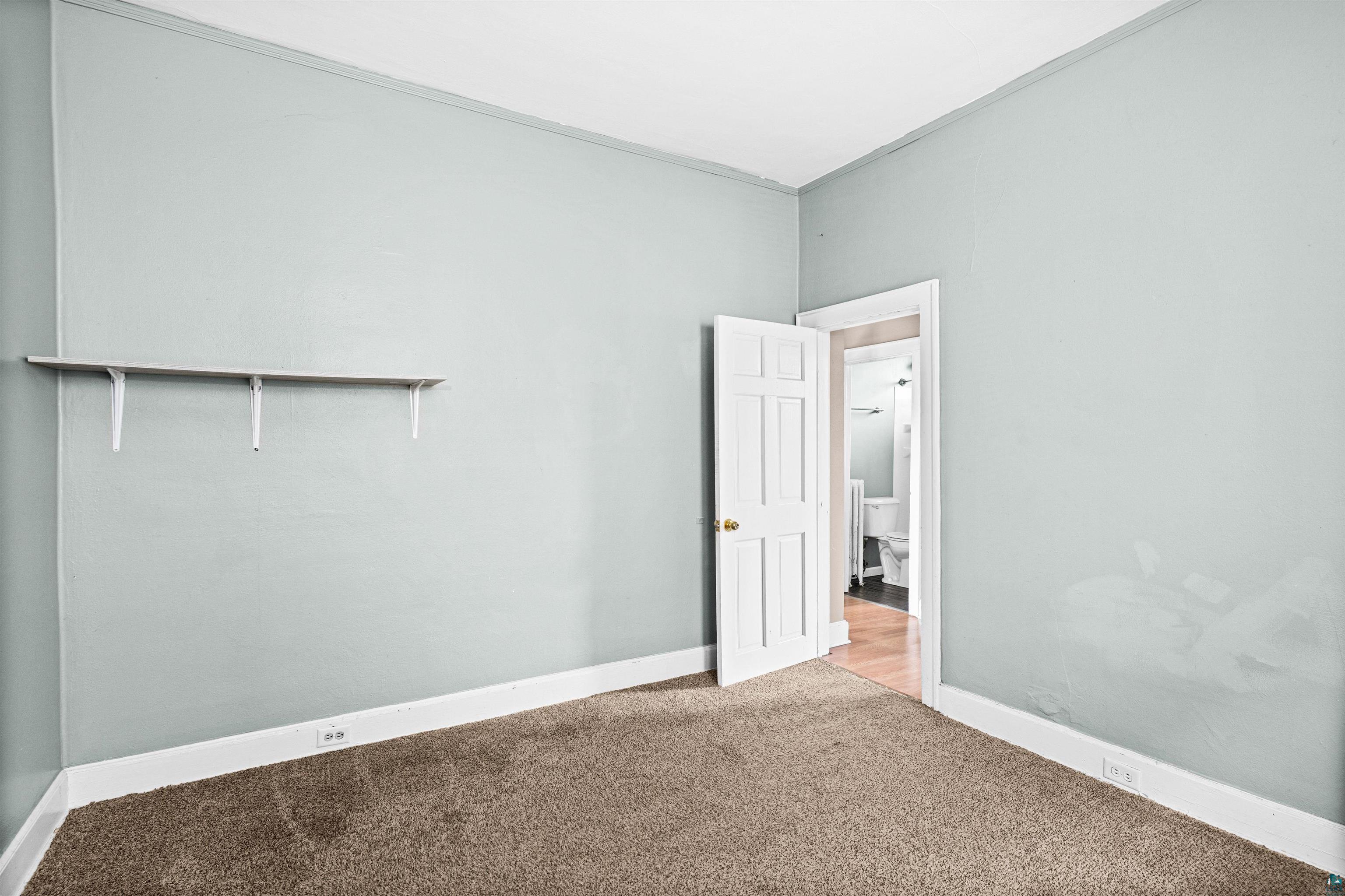 1127 E 3rd St, Duluth, MN 55805 Listing Photo  11
