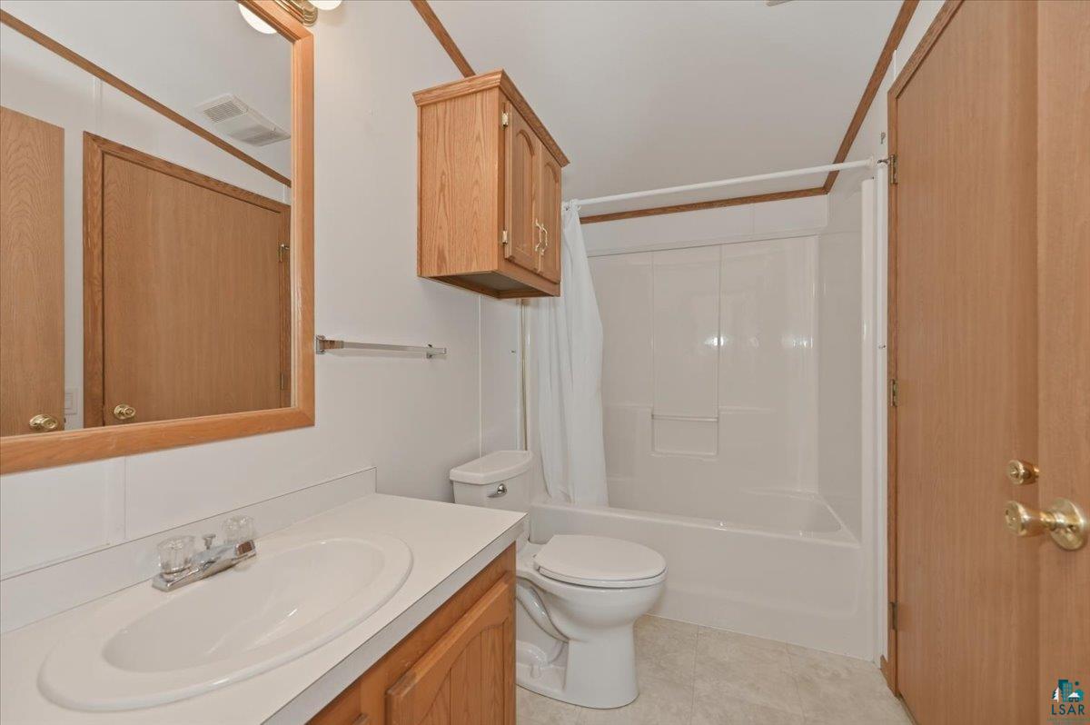 2520 N 17th St, Superior, WI 54880 Listing Photo  12