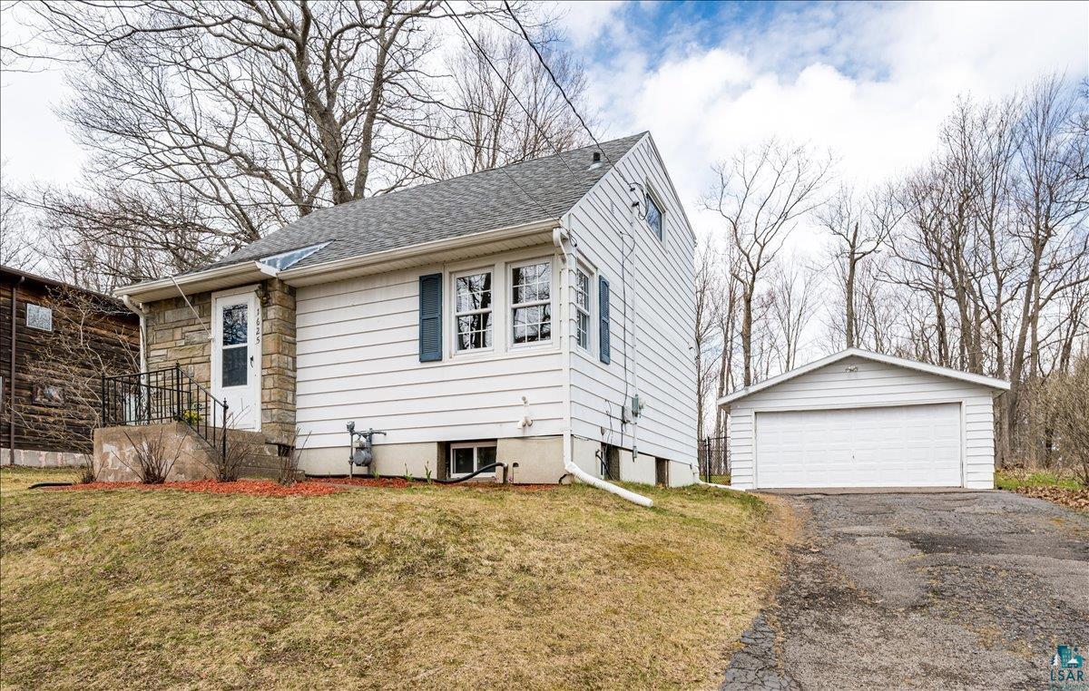 1625 Linzie Rd, Duluth, MN 55811 Listing Photo  3
