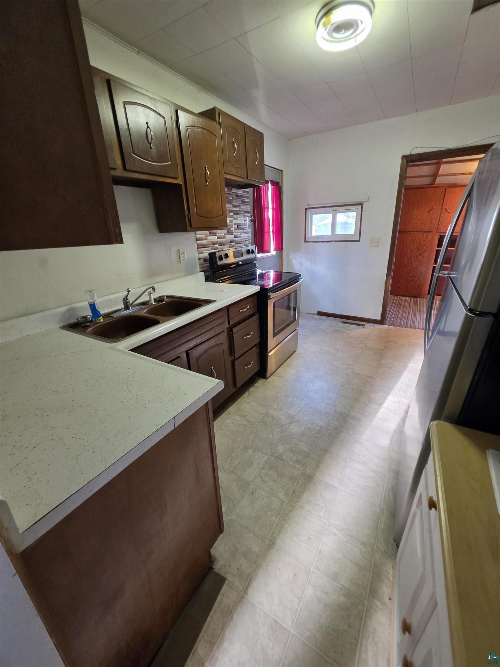 6519 Polk St, Duluth, MN 55807 Listing Photo  6