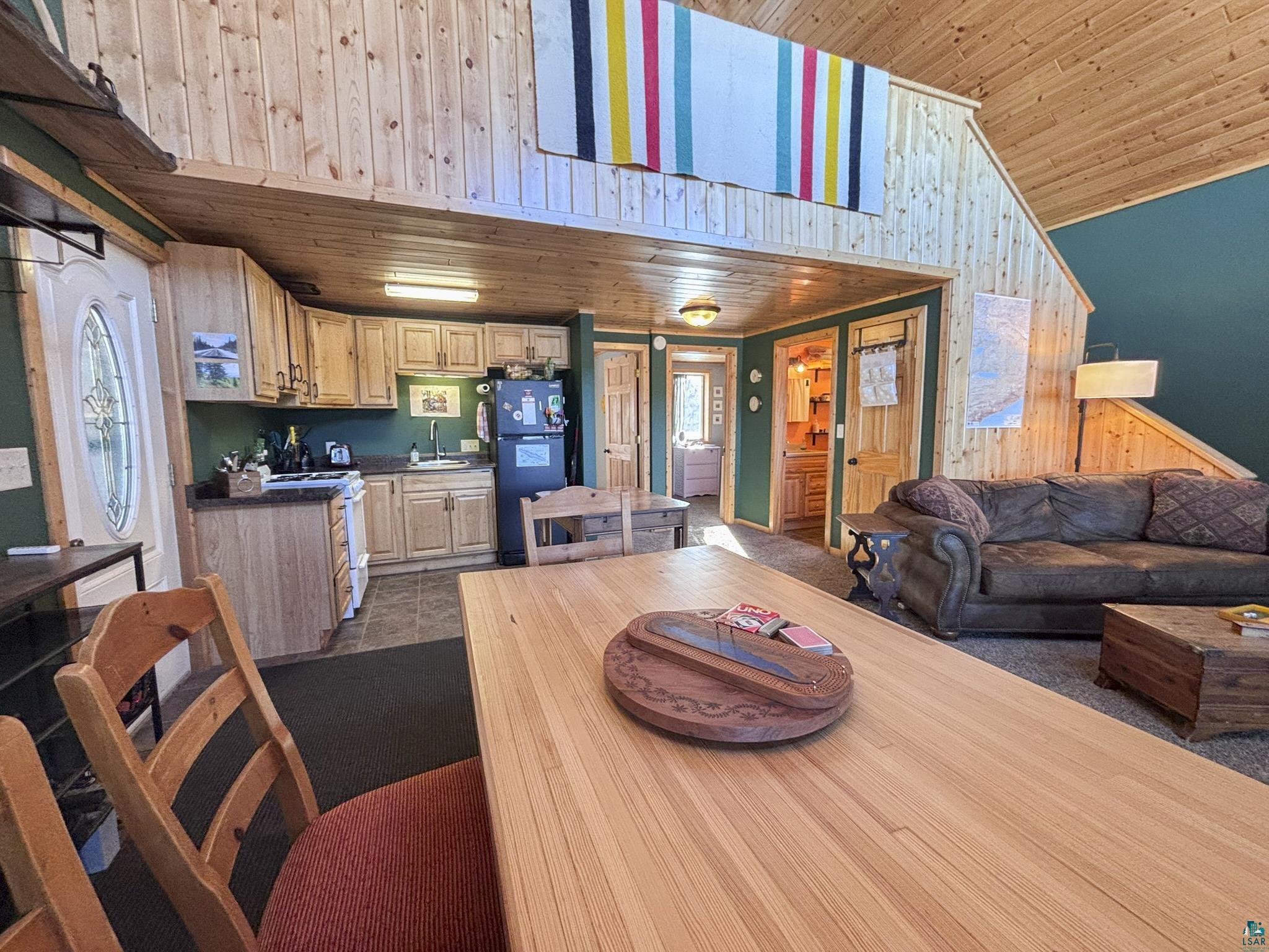 1088 South Shore Dr, Grand Marais, MN 55604 Listing Photo  41
