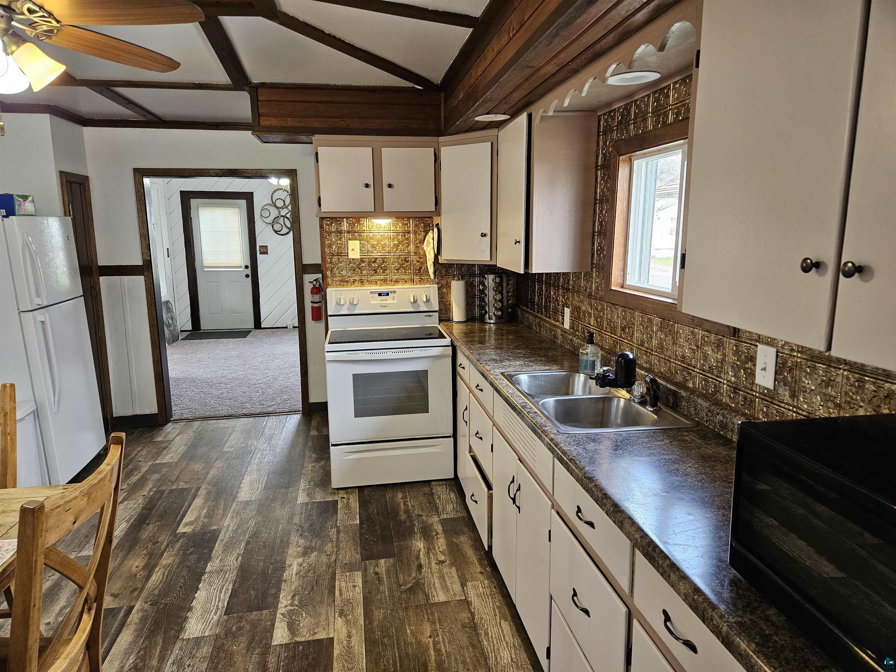 1414 Ave C, Cloquet, MN 55720 Listing Photo  4