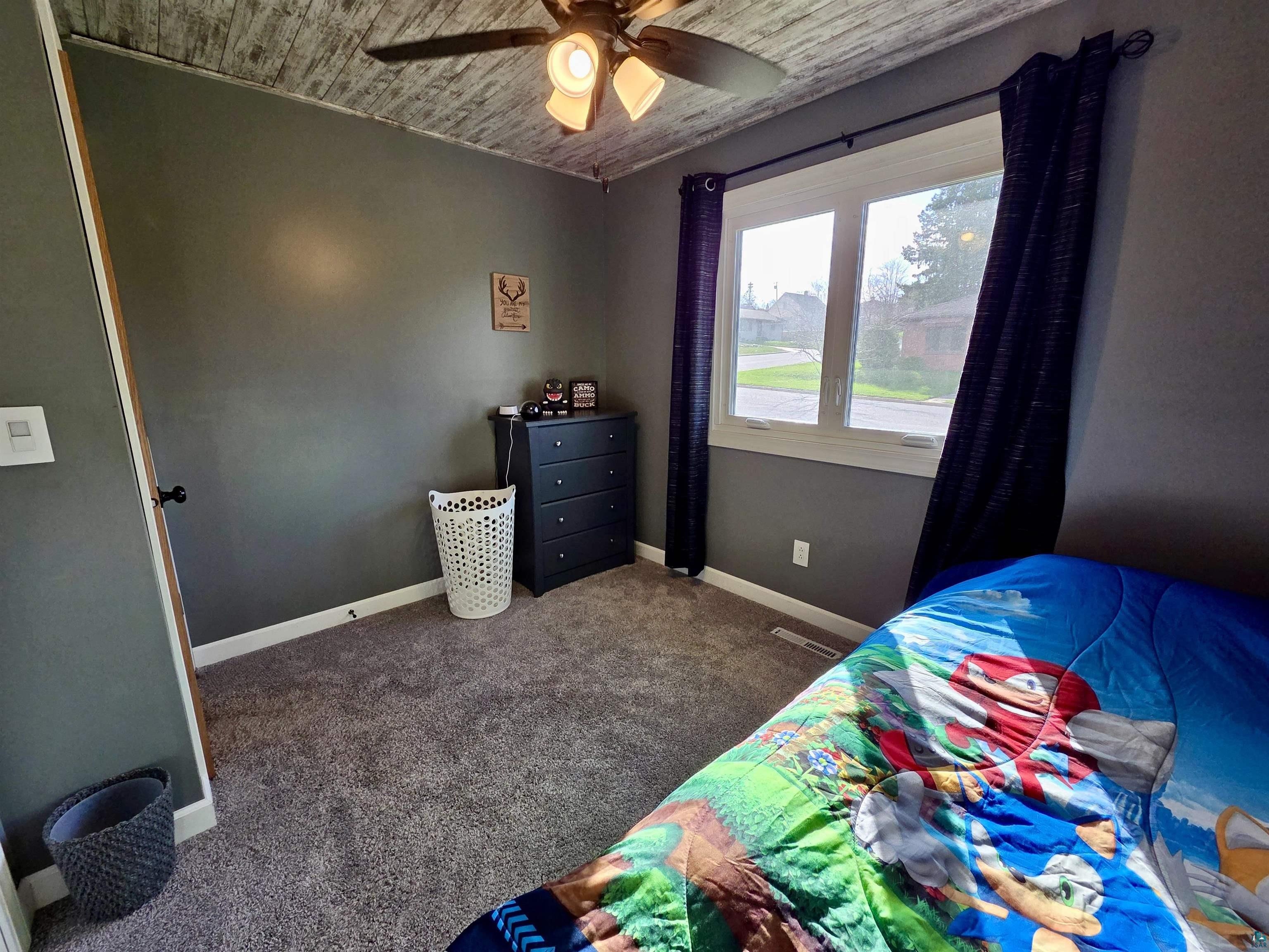 410 N Summit St, Gilbert, MN 55741 Listing Photo  14