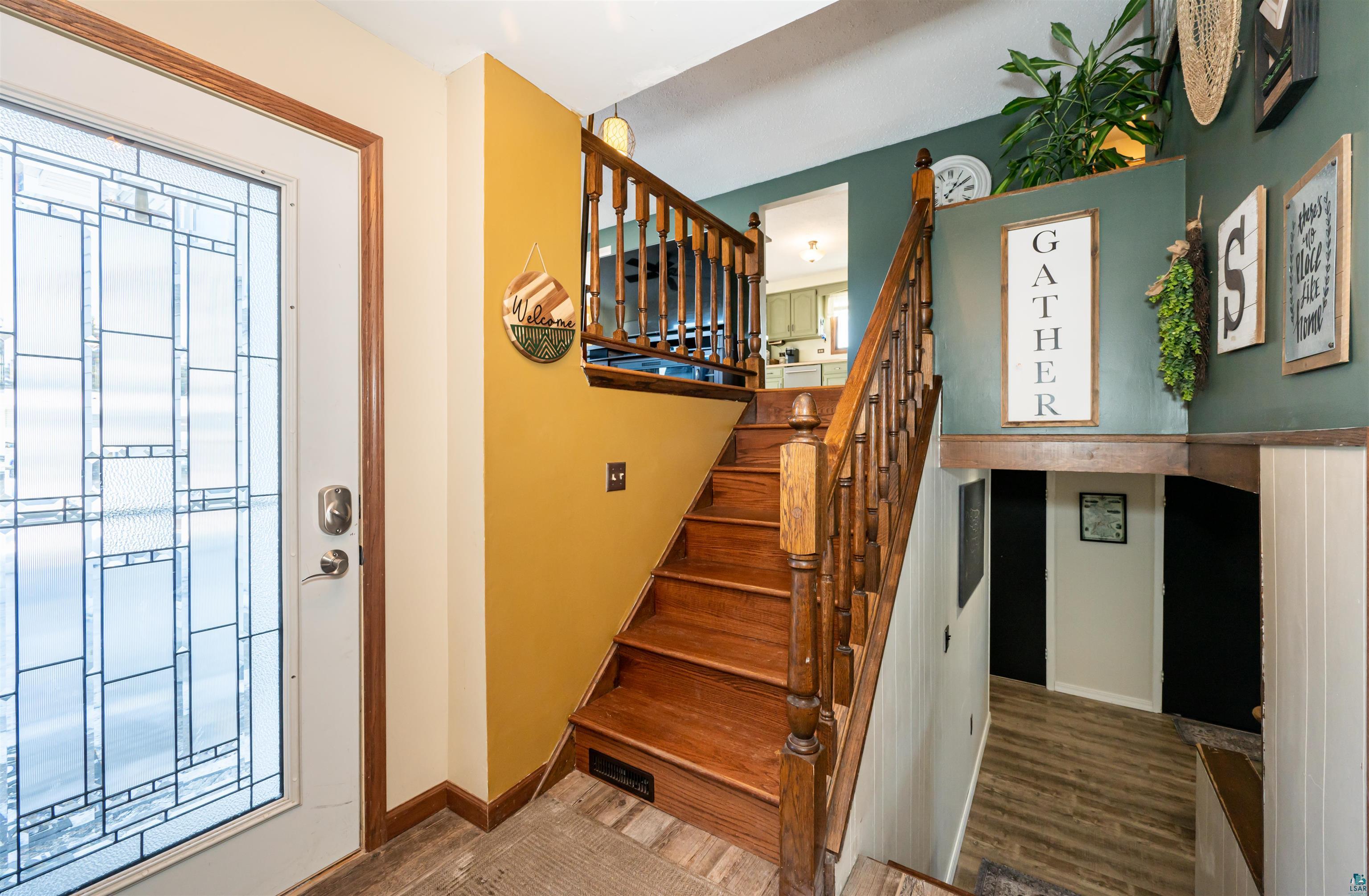 3107 Hughitt Ave, Superior, WI 54880 Listing Photo  2