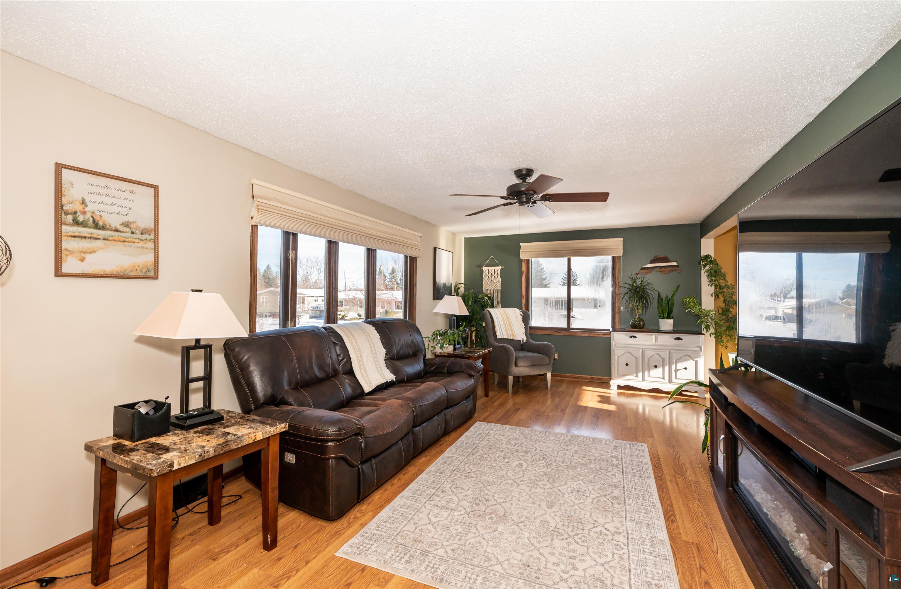 3107 Hughitt Ave, Superior, WI 54880 Listing Photo  3