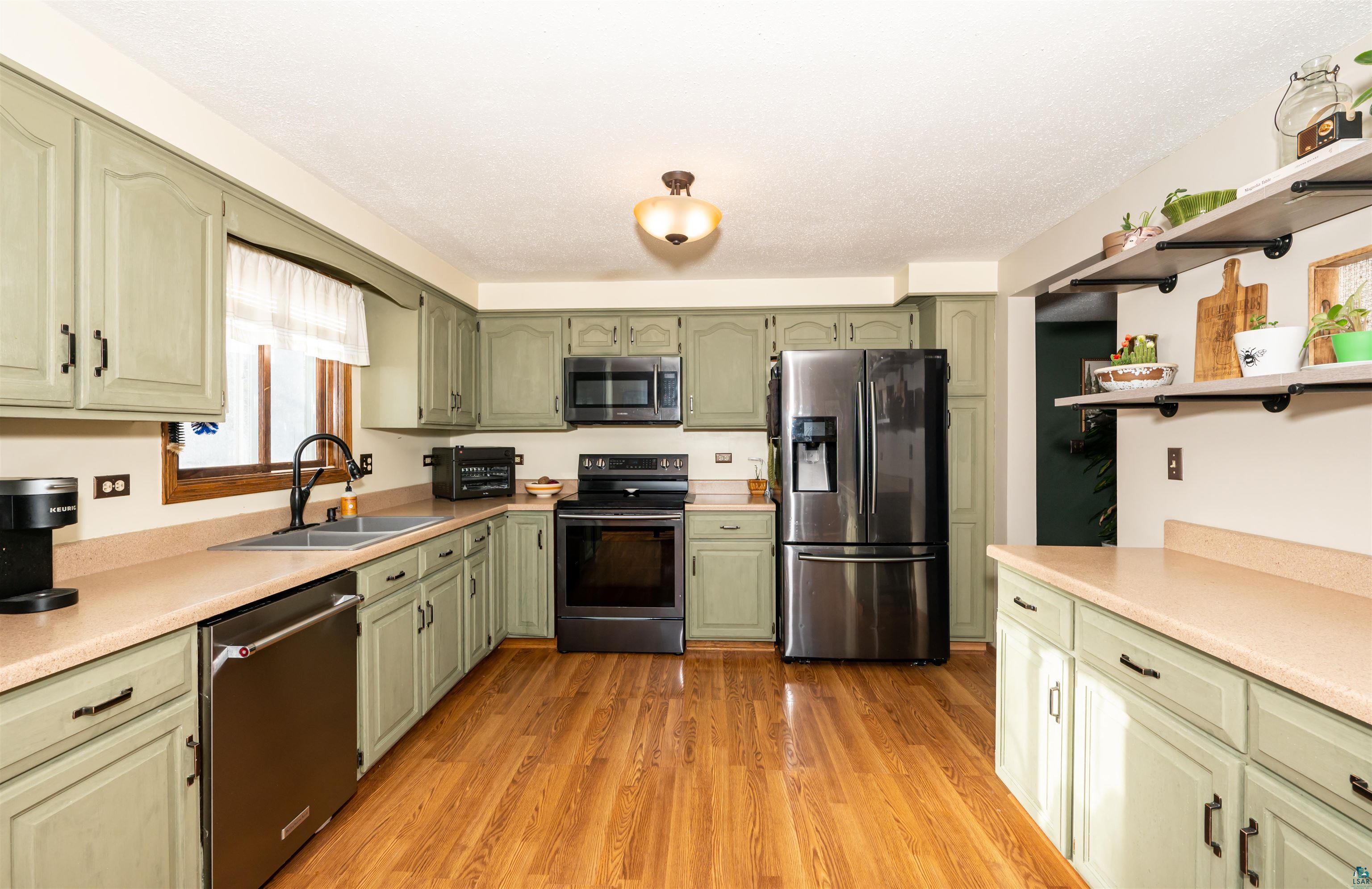 3107 Hughitt Ave, Superior, WI 54880 Listing Photo  4