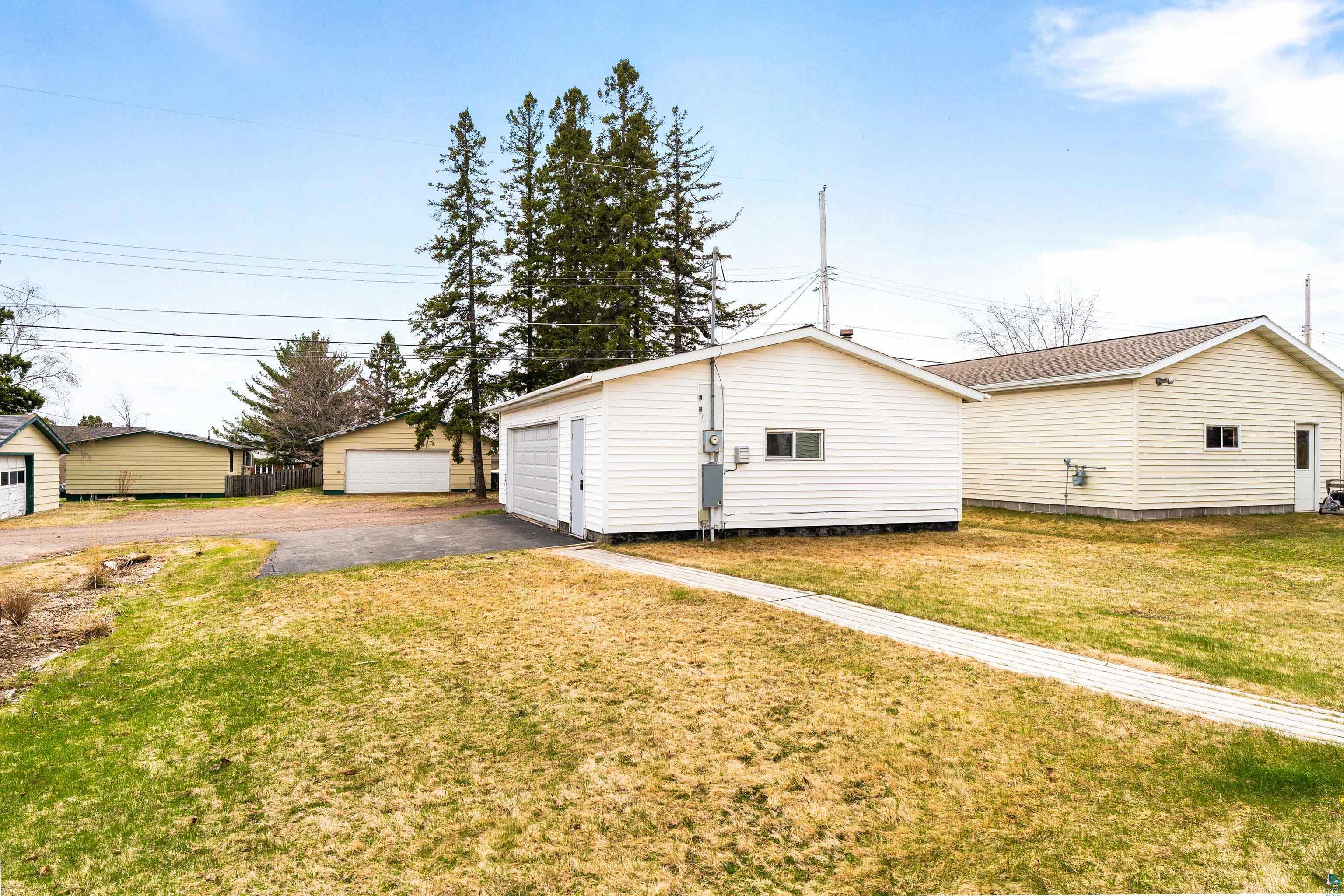 624 13th Ave, Two Harbors, MN 55616 Listing Photo  32