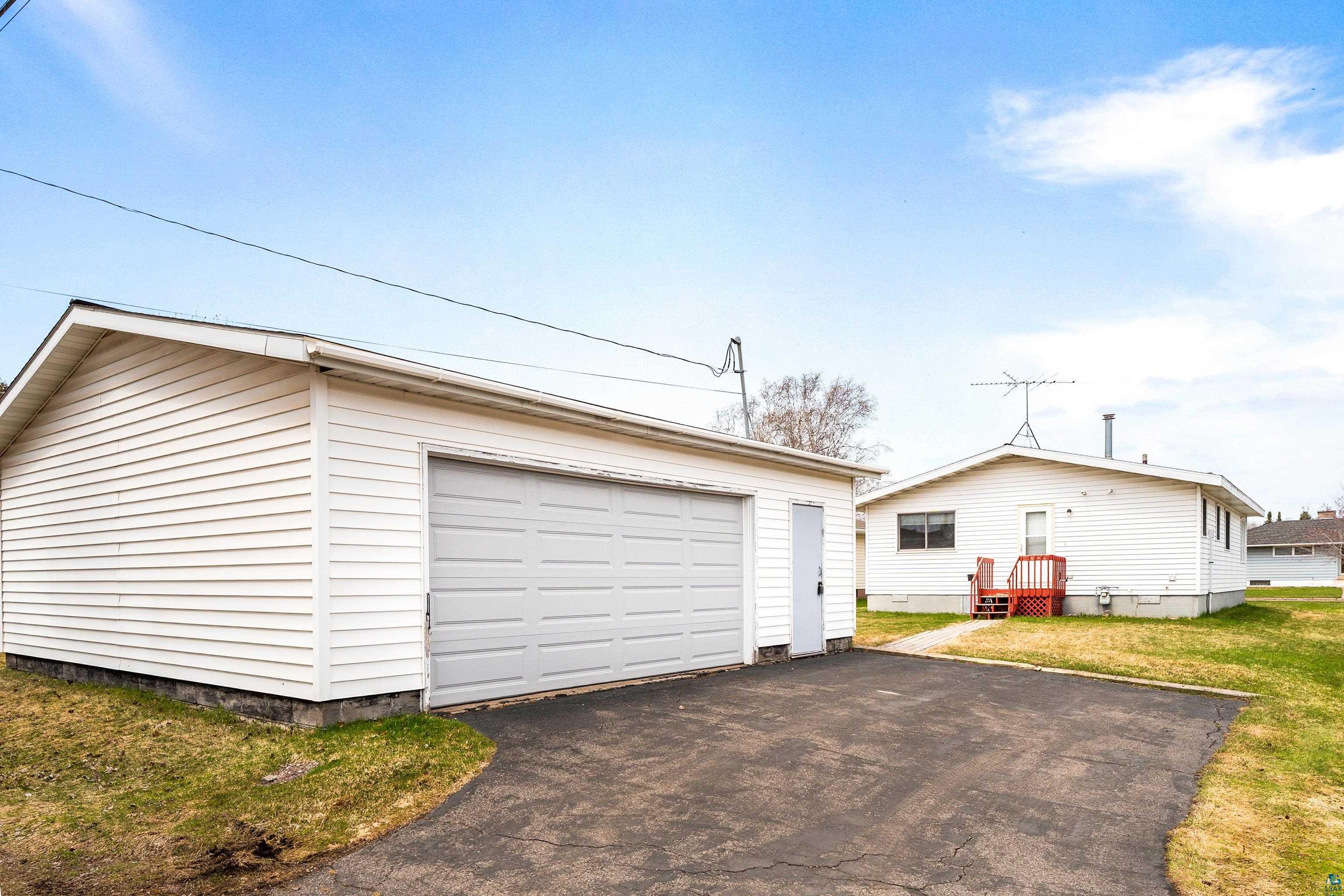 624 13th Ave, Two Harbors, MN 55616 Listing Photo  33