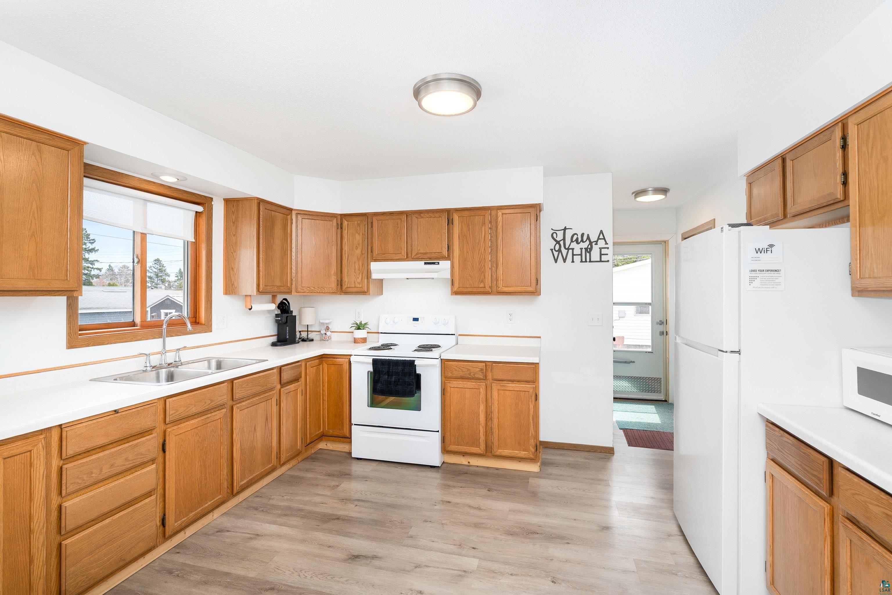 624 13th Ave, Two Harbors, MN 55616 Listing Photo  8