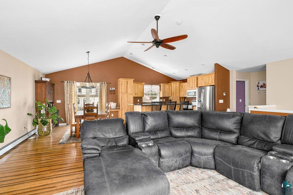 412 Agate St, Cloquet, MN 55720 Listing Photo  9
