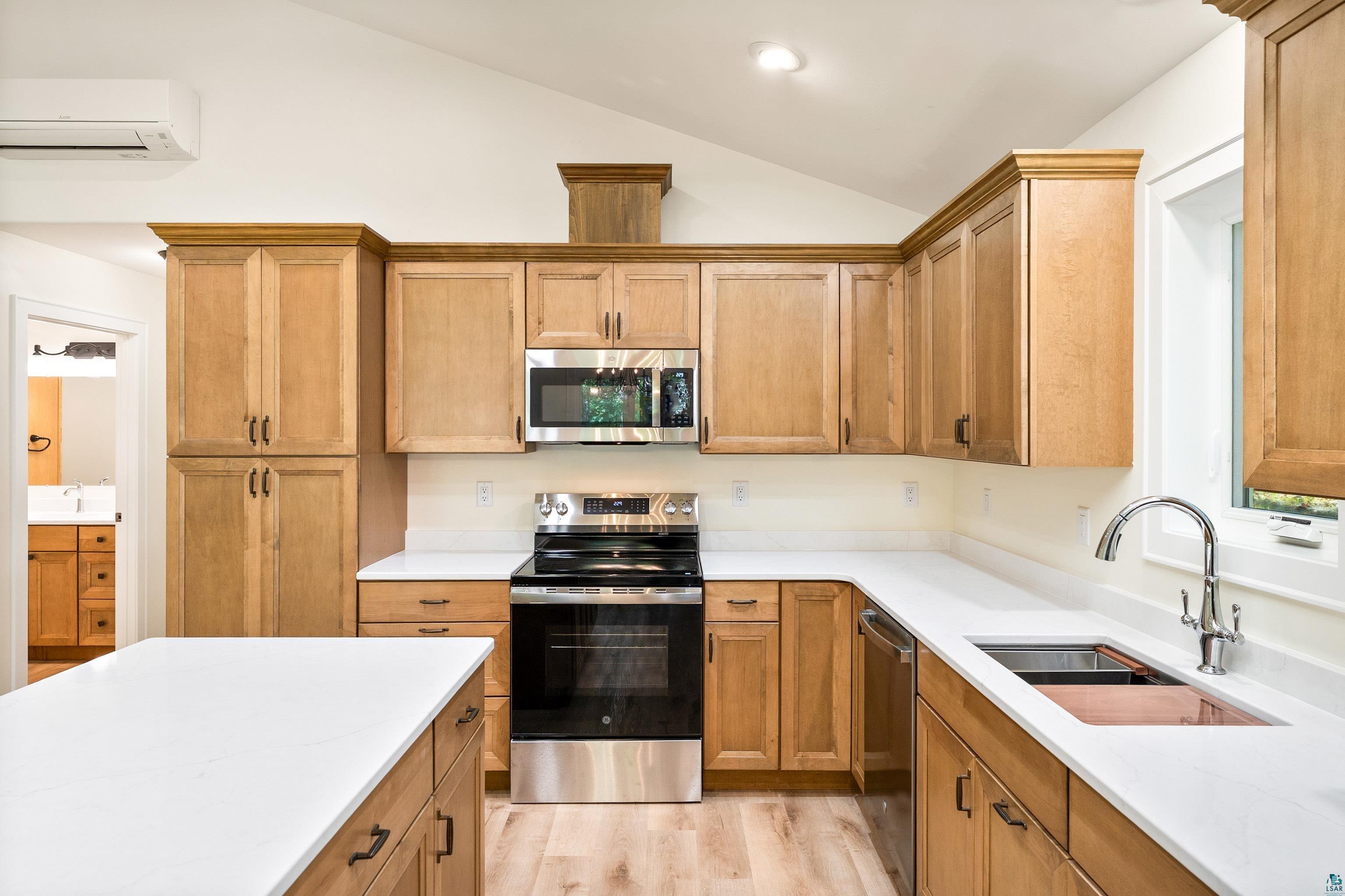 1804 Rice Lake Rd, Duluth, MN 55811 Listing Photo  12