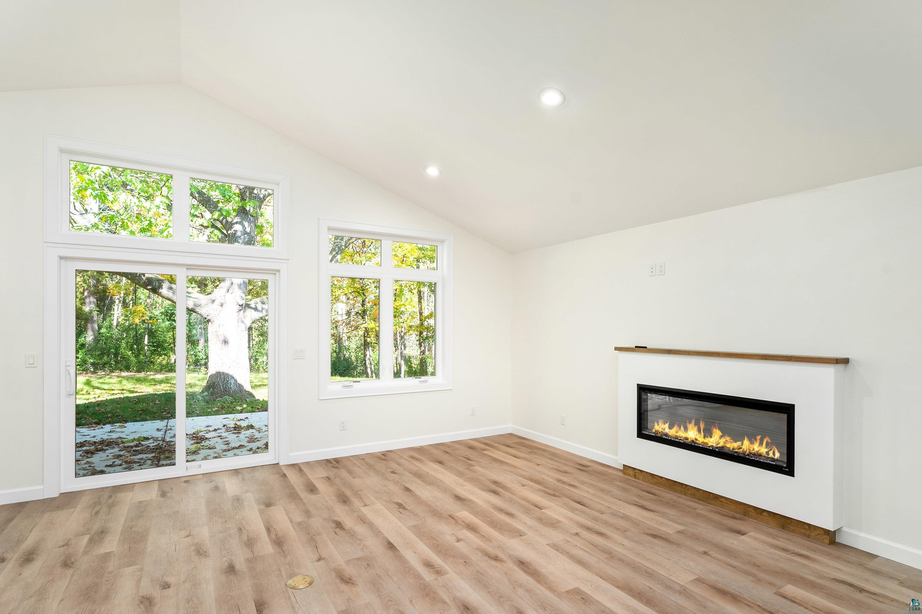 1804 Rice Lake Rd, Duluth, MN 55811 Listing Photo  7
