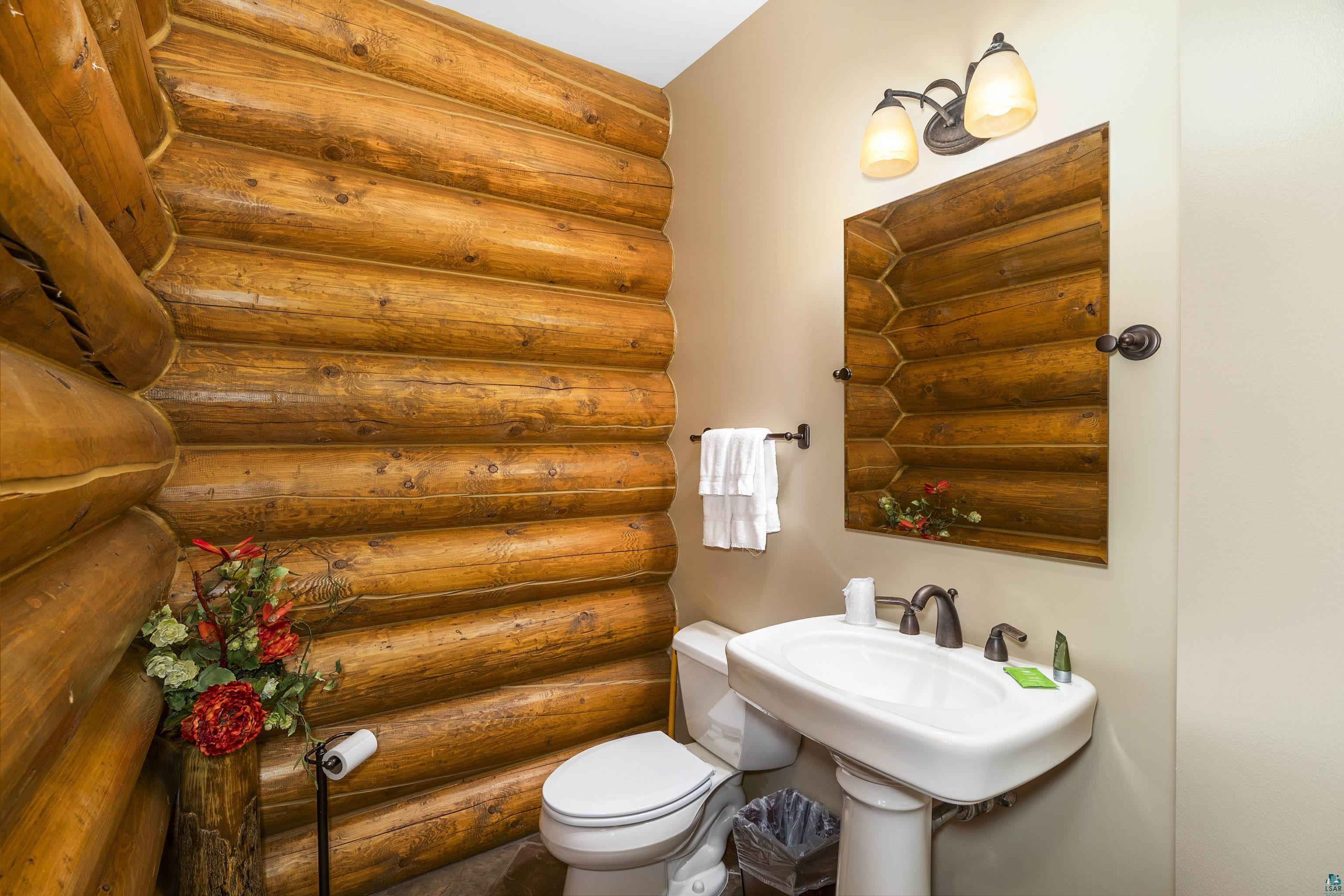 2826 Highway 61, #380, Two Harbors, MN 55616 Listing Photo  20