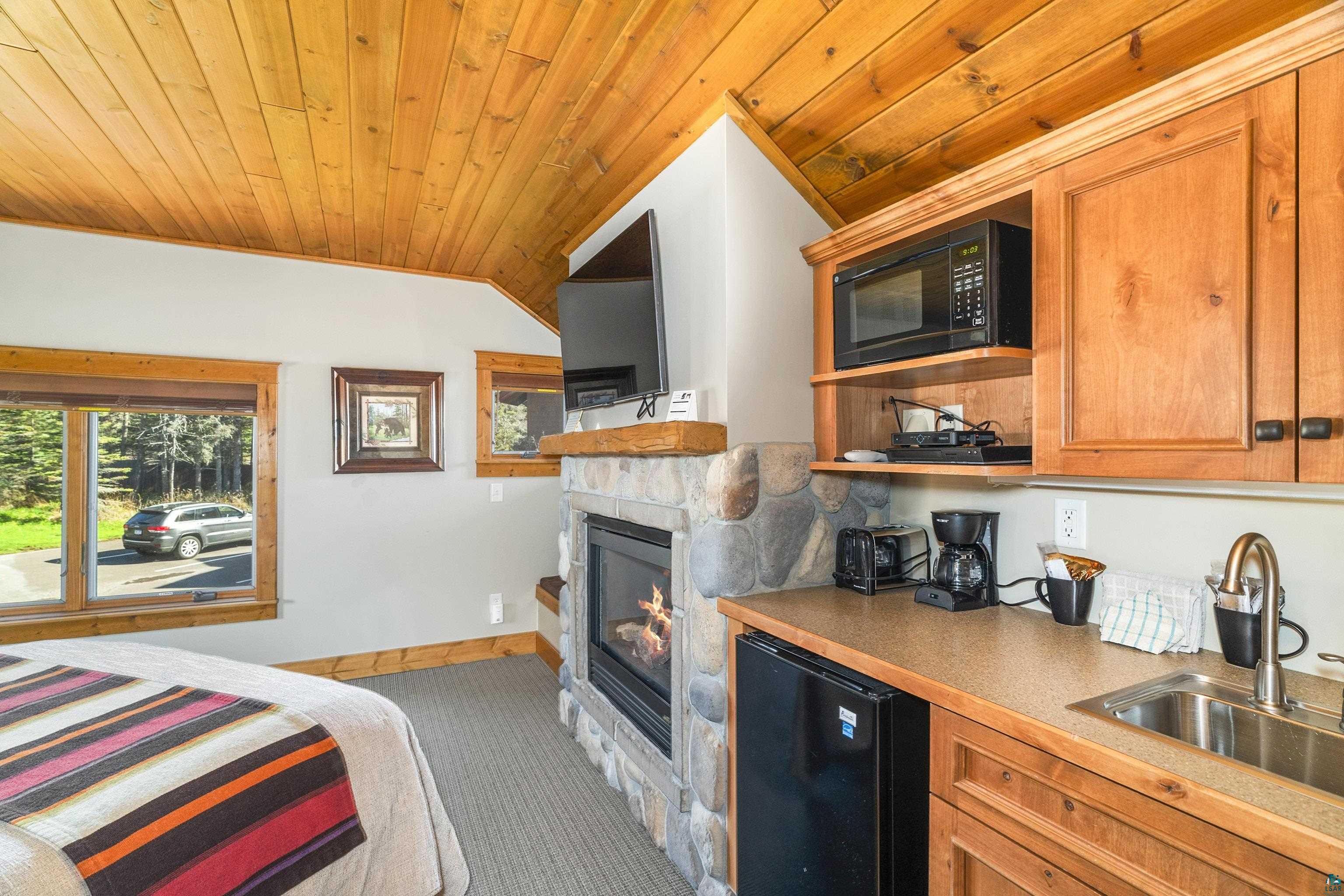 2826 Highway 61, #380, Two Harbors, MN 55616 Listing Photo  28