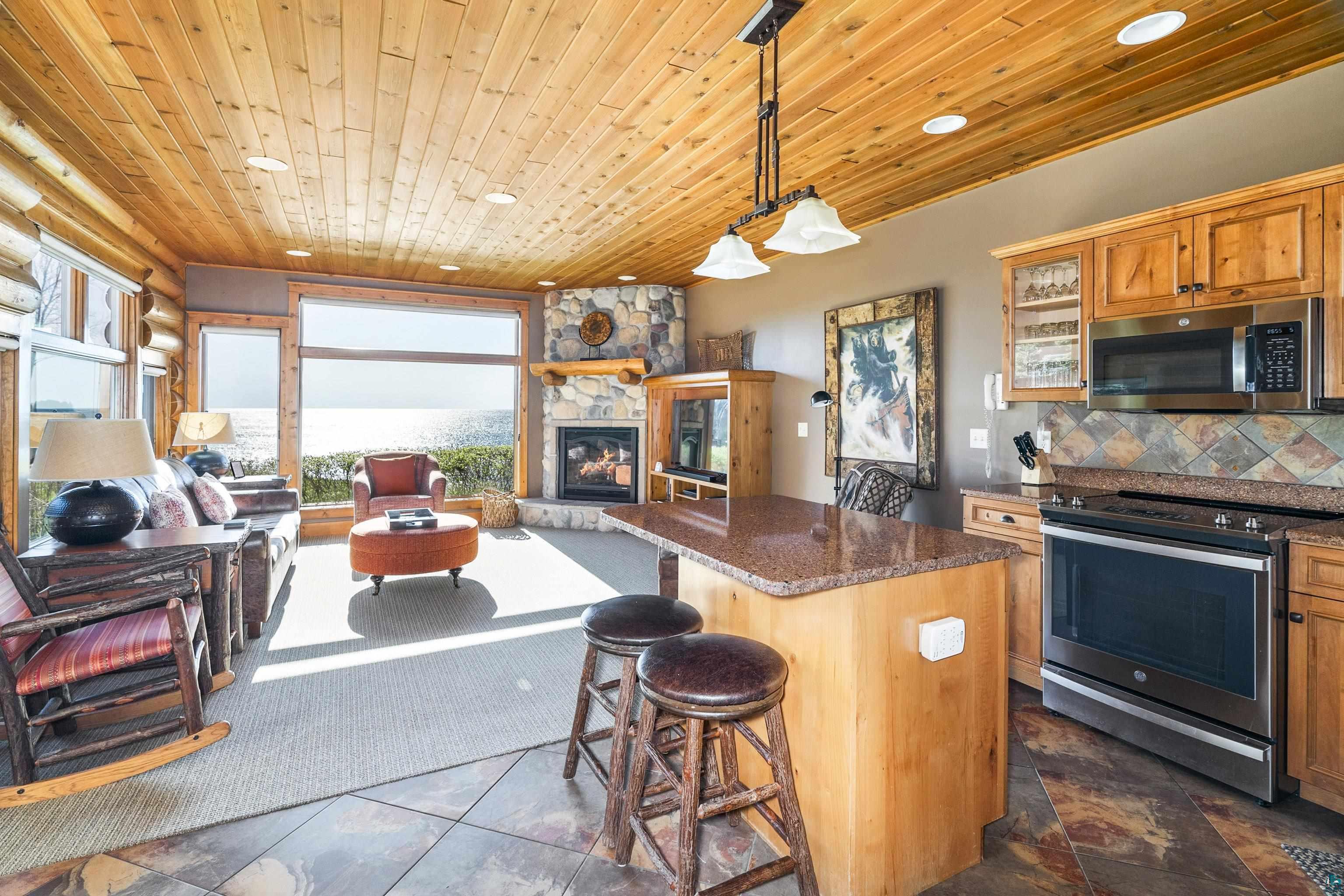 2826 Highway 61, #380, Two Harbors, MN 55616 Listing Photo  7