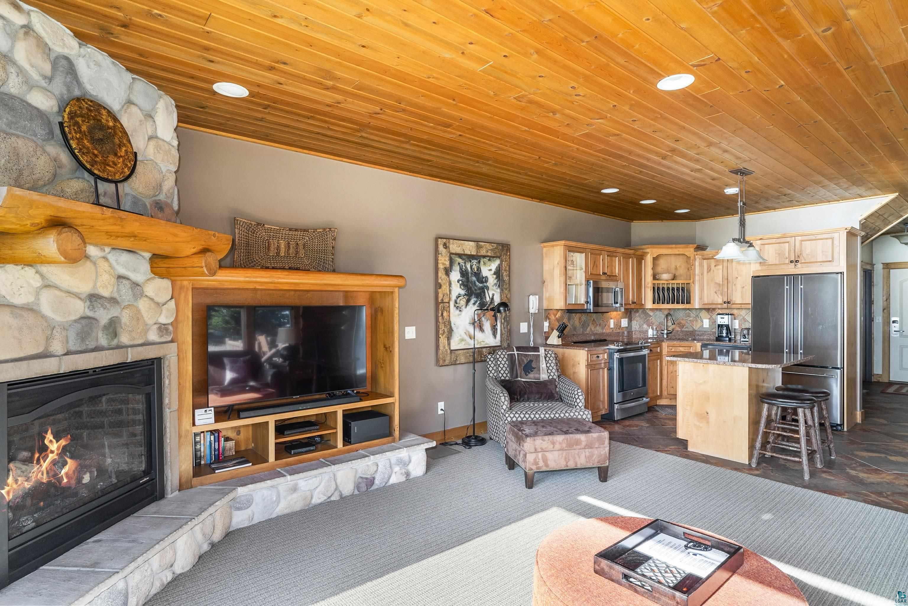 2826 Highway 61, #380, Two Harbors, MN 55616 Listing Photo  9