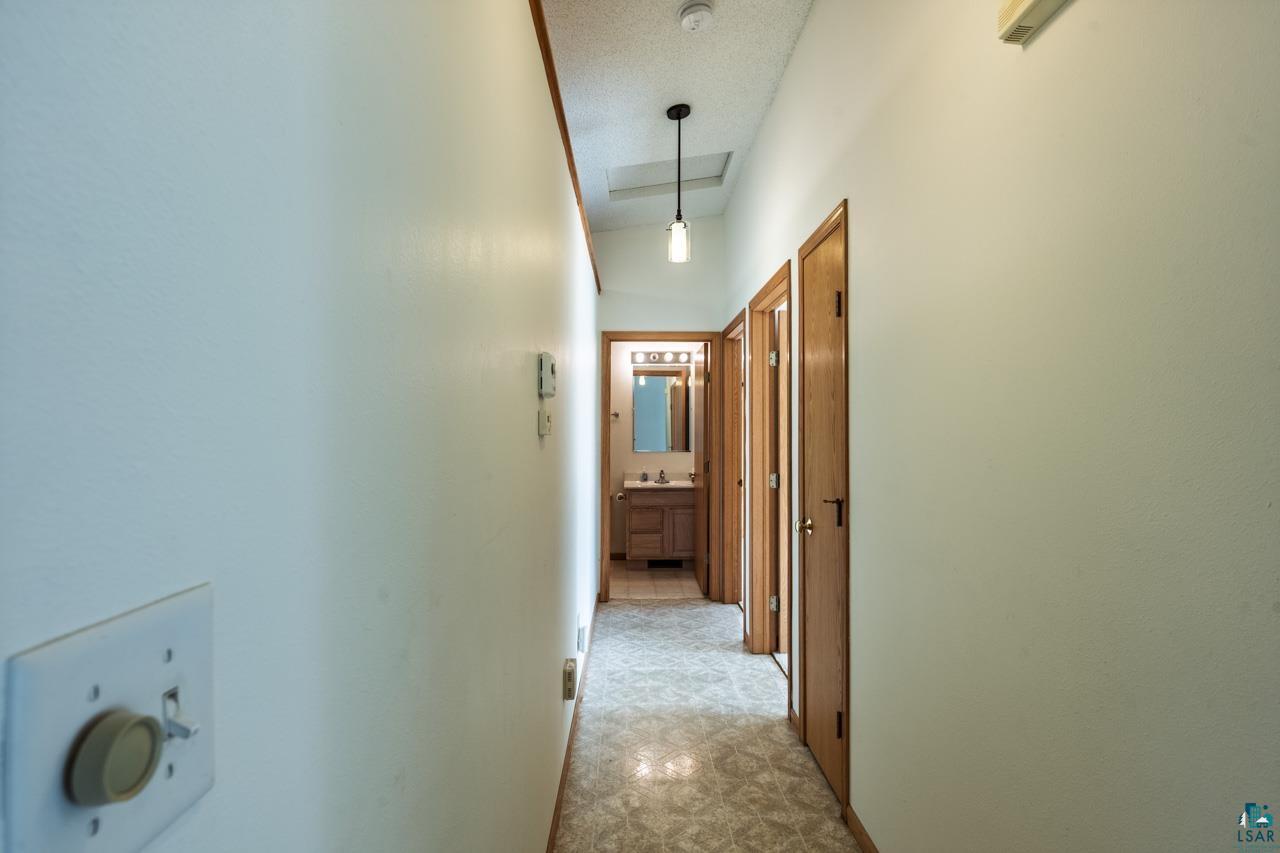 2506 E 21st Ave, #-, Hibbing, MN 55746 Listing Photo  16