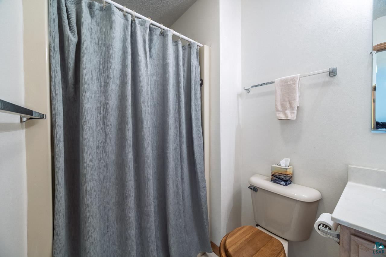 2506 E 21st Ave, #-, Hibbing, MN 55746 Listing Photo  19