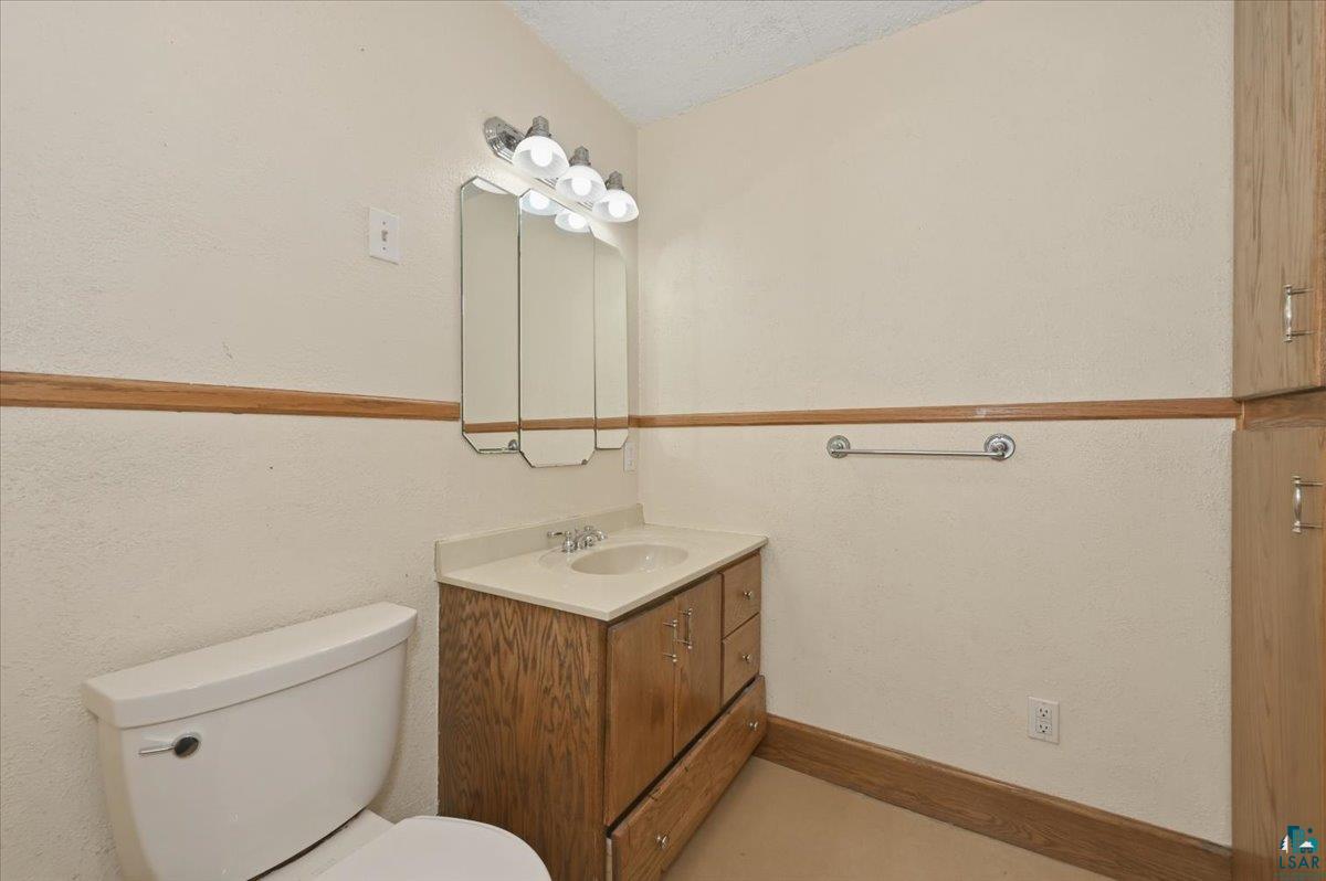1830 Dunedin Ave, Duluth, MN 55803 Listing Photo  12