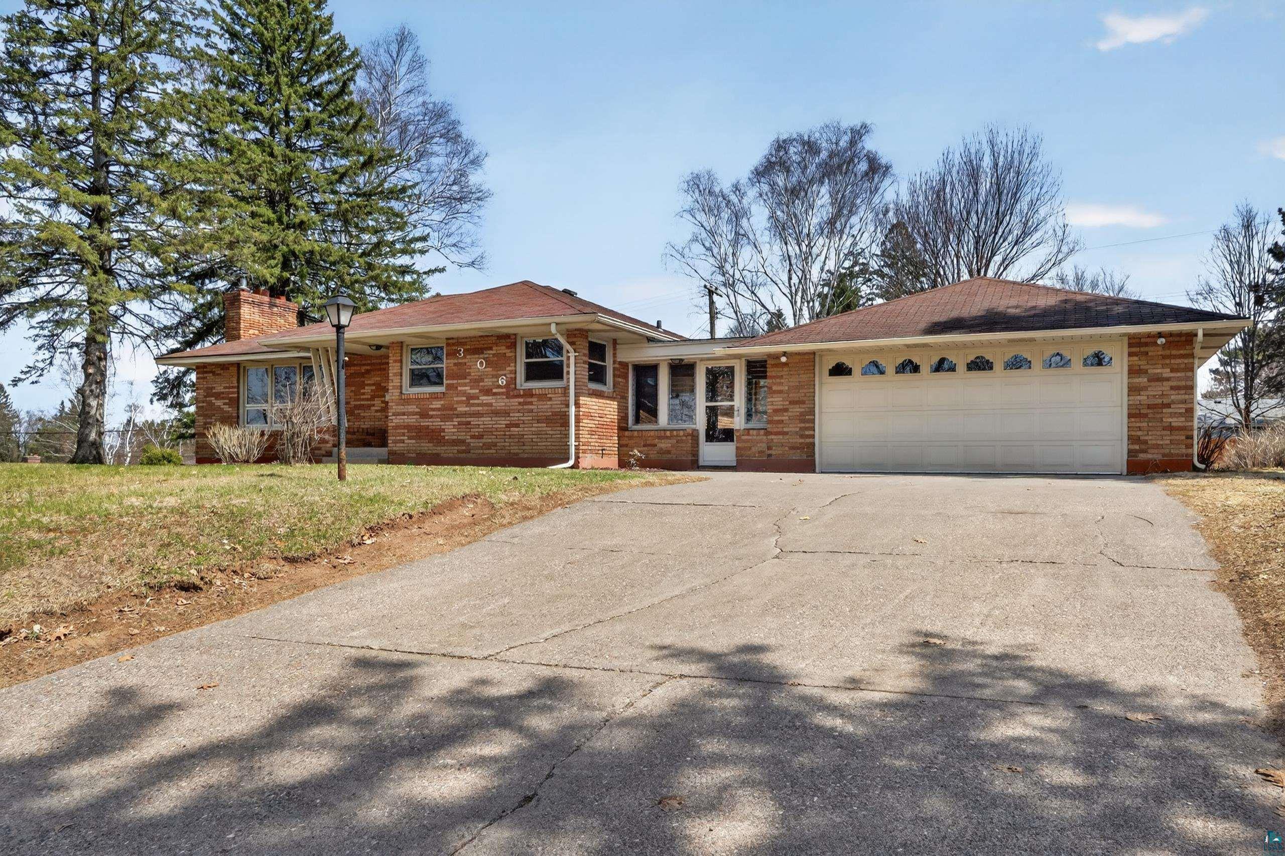 306 Ridgewood Dr, Cloquet, MN 55720 Listing Photo  1