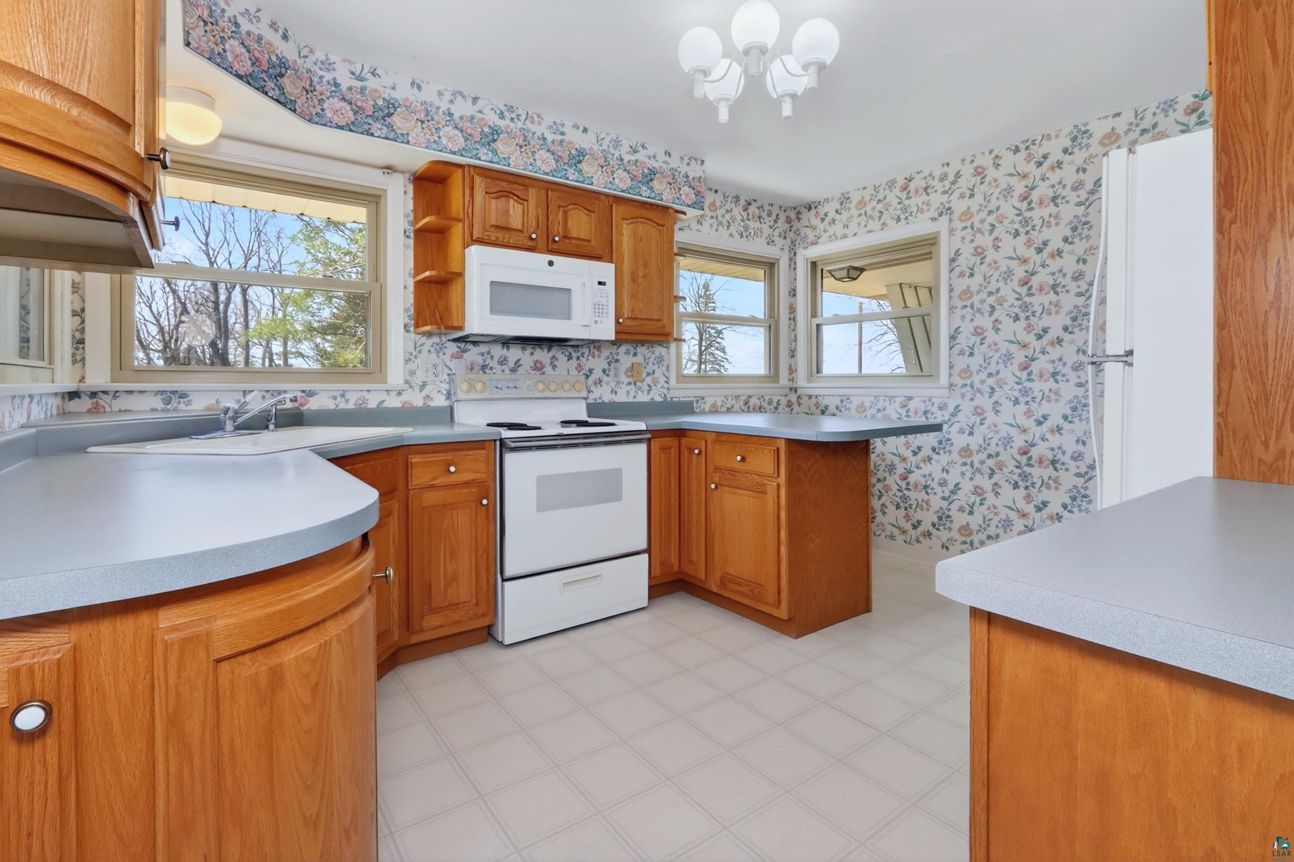 306 Ridgewood Dr, Cloquet, MN 55720 Listing Photo  13