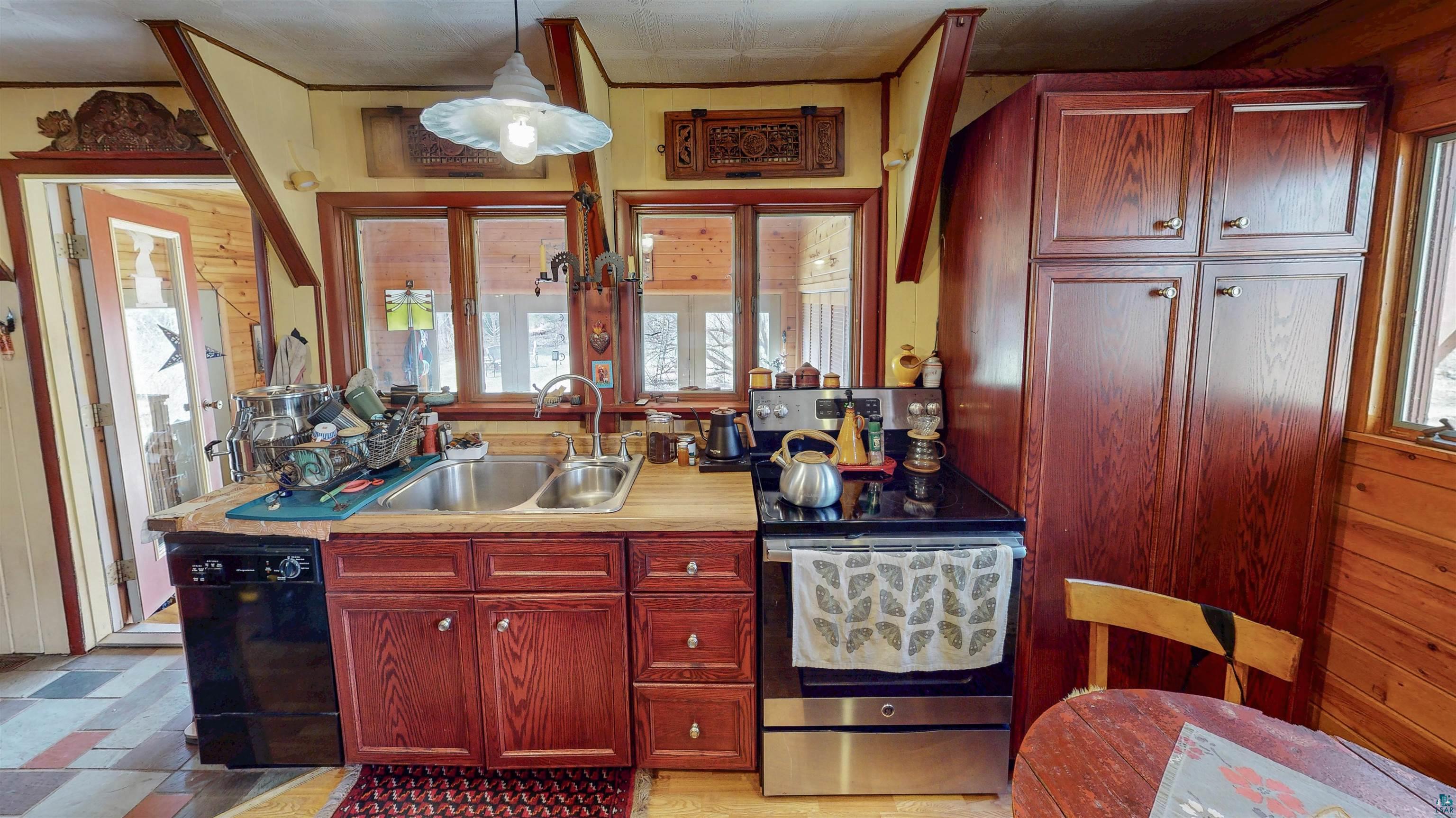 5503 Hwy 61 E, Hovland, MN 55606 Listing Photo  11