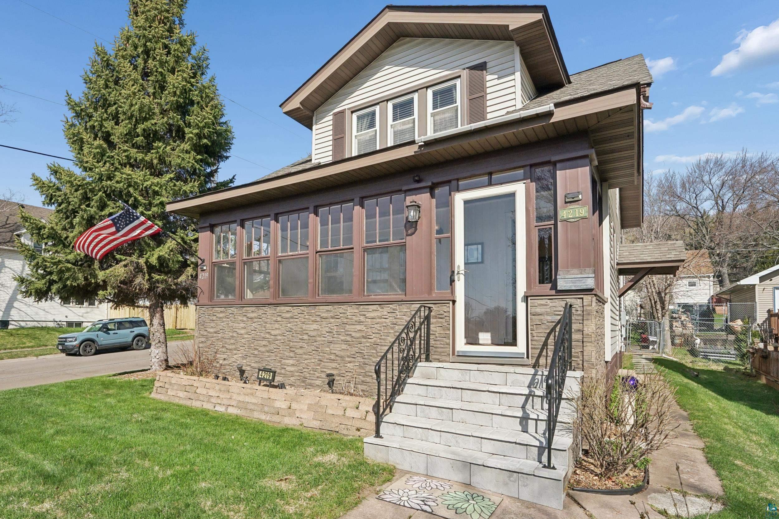4219 W 8th St, Duluth, MN 55807 Listing Photo  1