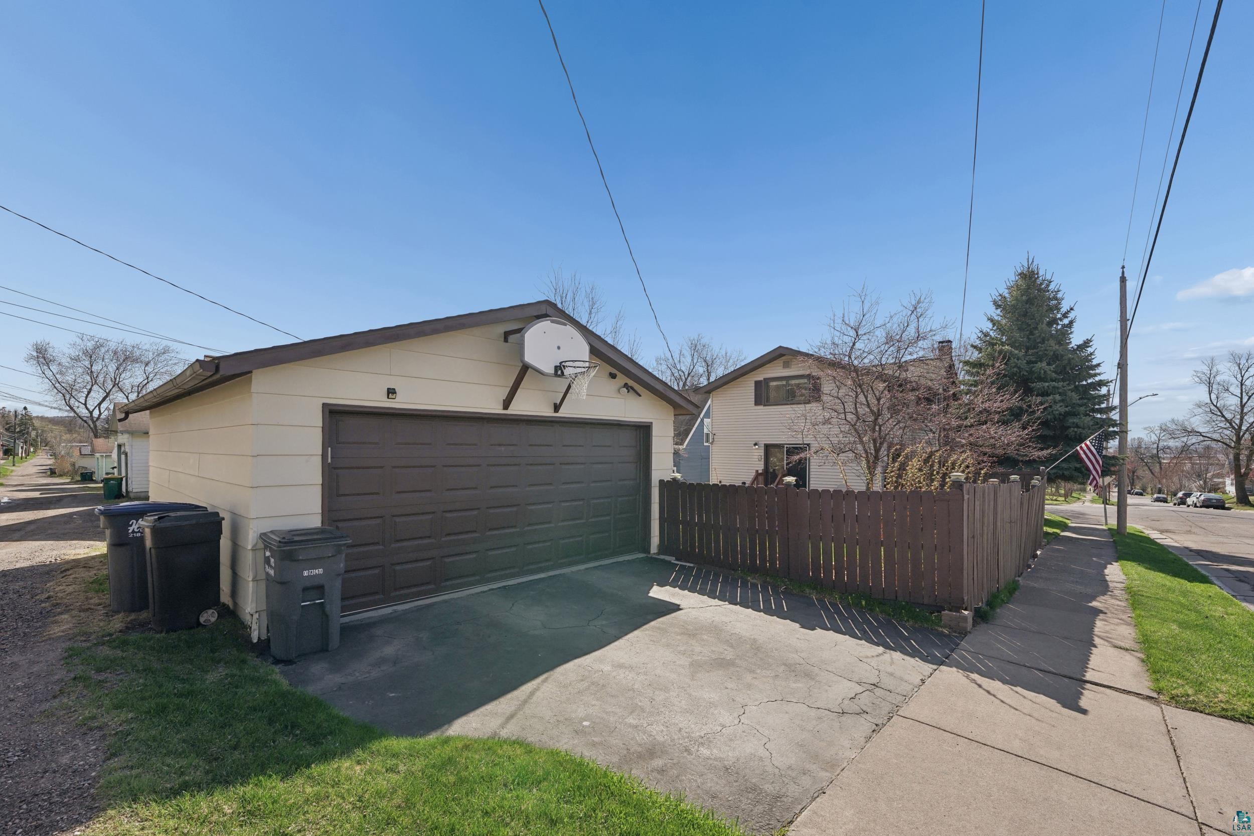 4219 W 8th St, Duluth, MN 55807 Listing Photo  24