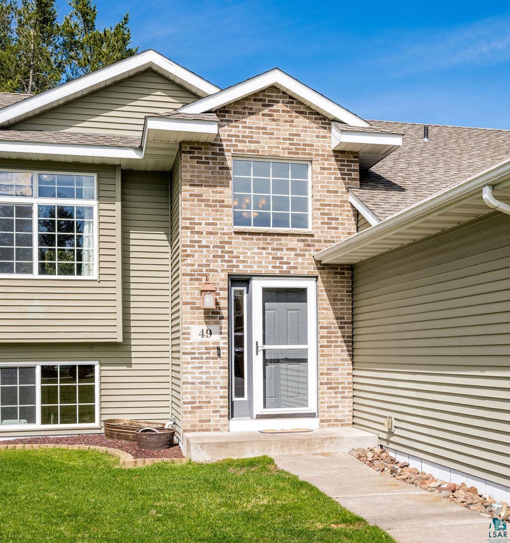 49 Harmony Dr, Esko, MN 55733 Listing Photo  2