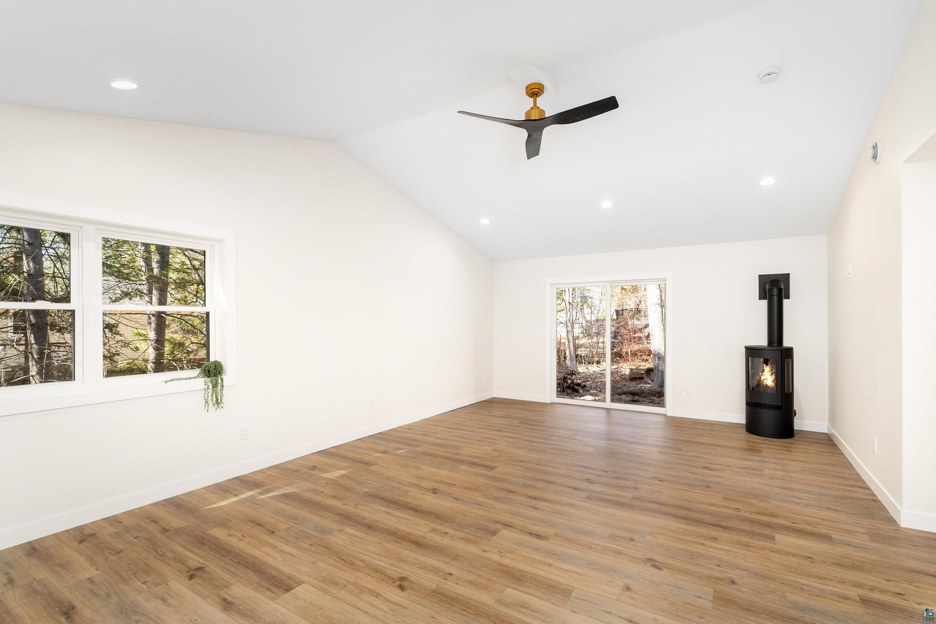 3825 Fountain Gate Dr, Duluth, MN 55811 Listing Photo  7