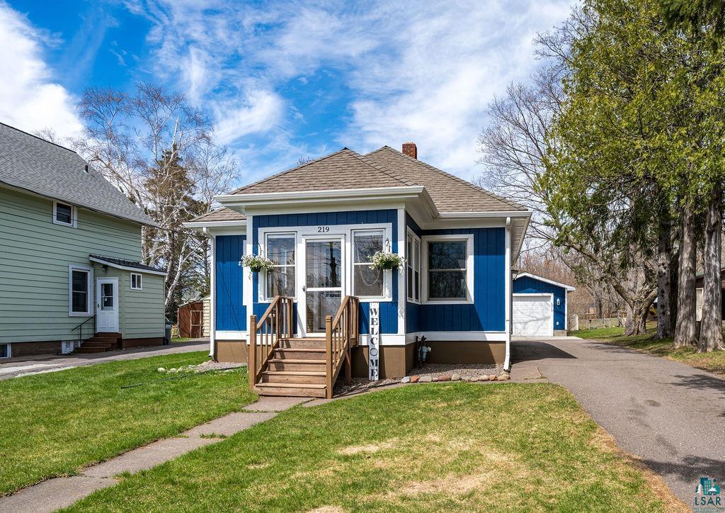 219 E Anoka St, Duluth, MN 55803 Listing Photo  1