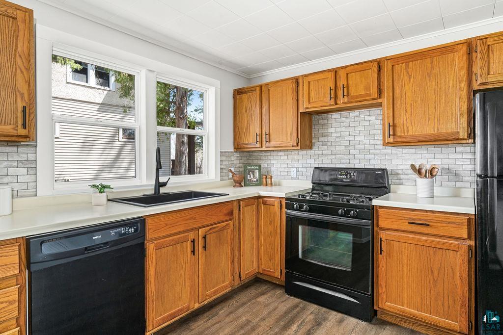 219 E Anoka St, Duluth, MN 55803 Listing Photo  14