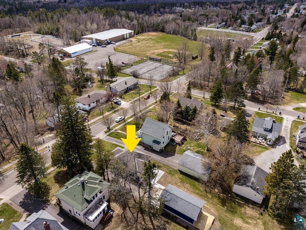 219 E Anoka St, Duluth, MN 55803 Listing Photo  42