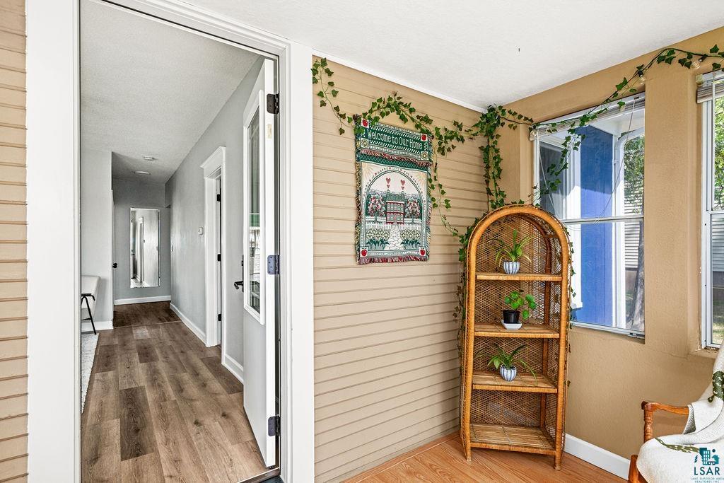 219 E Anoka St, Duluth, MN 55803 Listing Photo  6