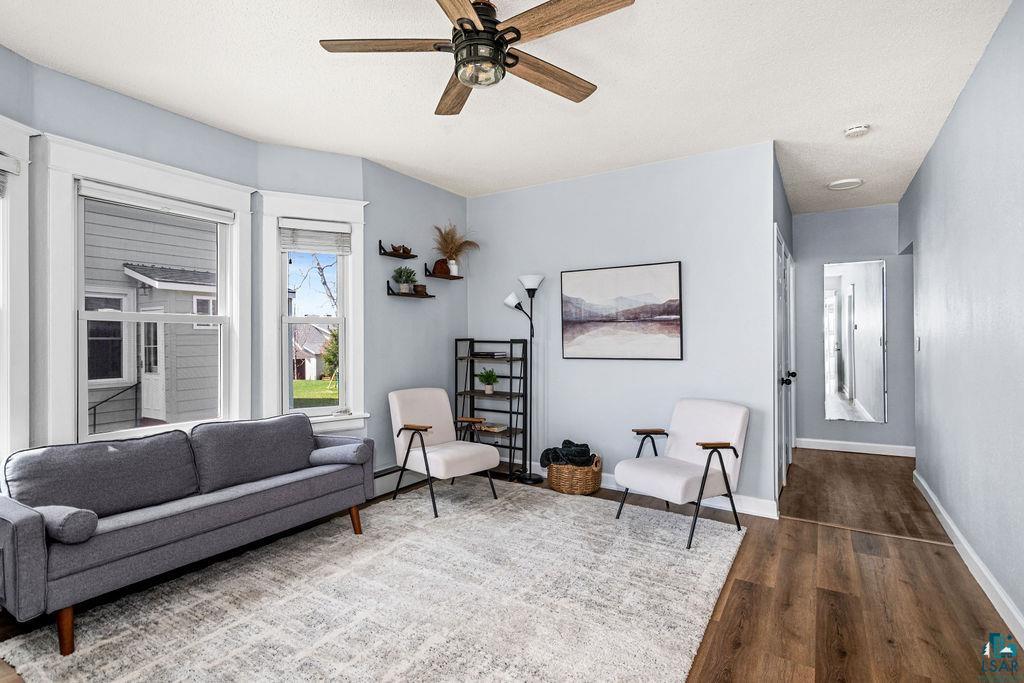 219 E Anoka St, Duluth, MN 55803 Listing Photo  9