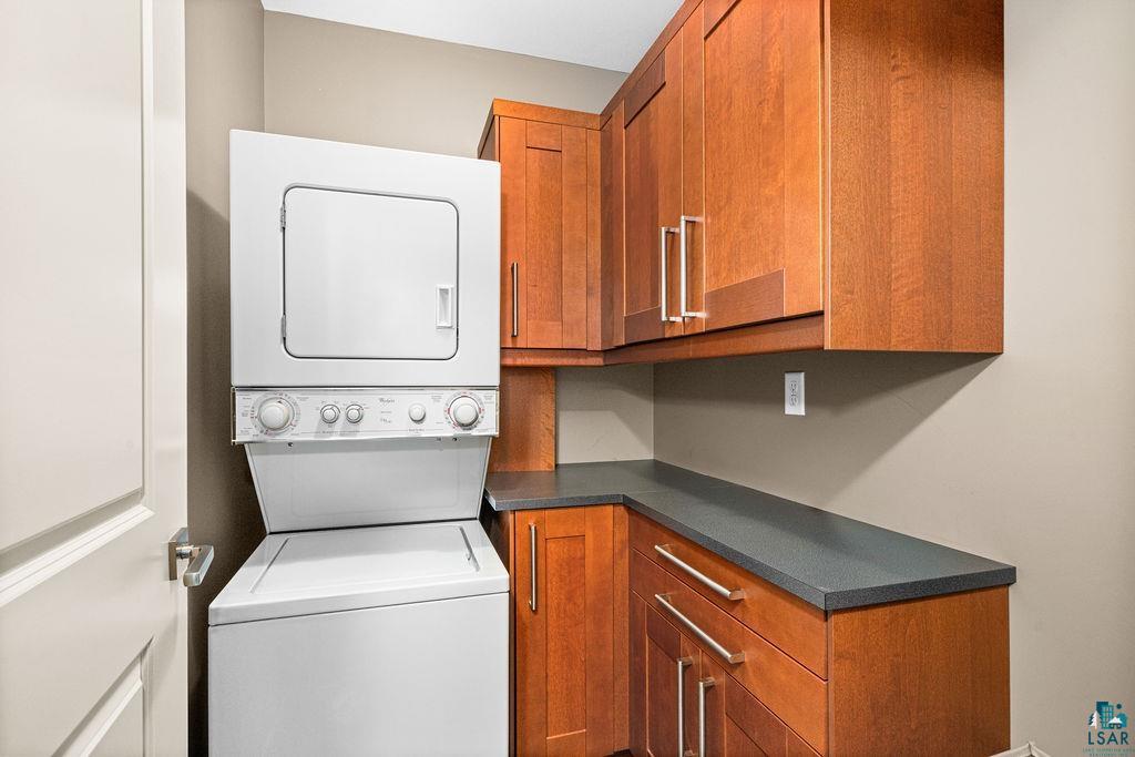 26 E Superior St, #406, Duluth, MN 55802 Listing Photo  10