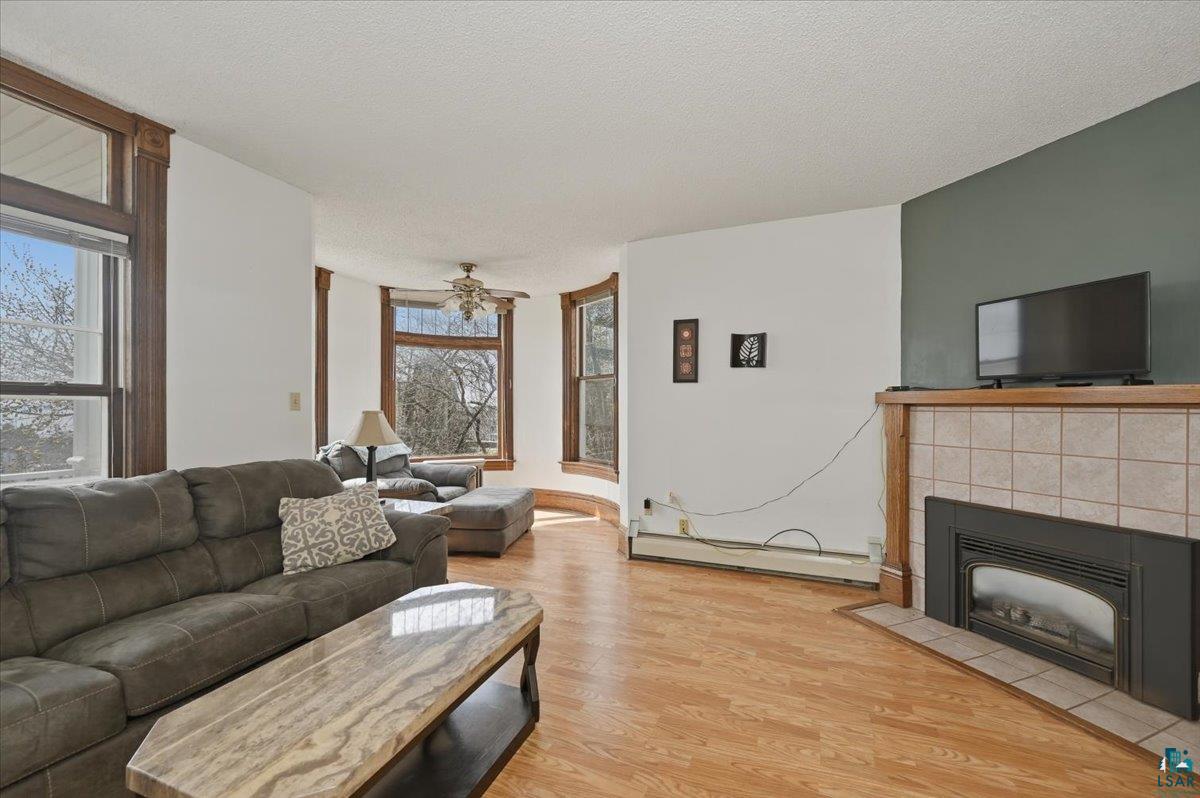 1727 E Superior St, Duluth, MN 55804 Listing Photo  27