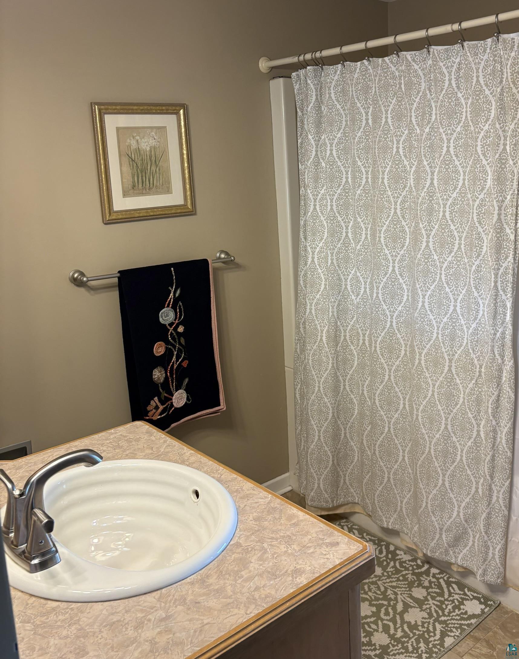 1918 W Kent Rd, Duluth, MN 55812 Listing Photo  17