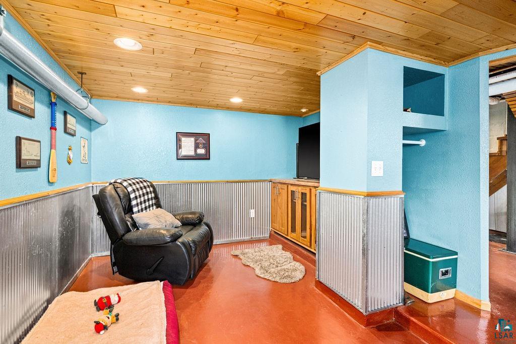 2312 E 8th St, Duluth, MN 55812 Listing Photo  18