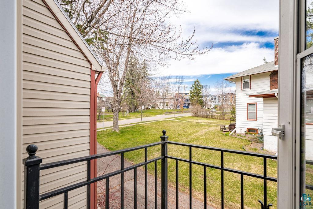 2312 E 8th St, Duluth, MN 55812 Listing Photo  35
